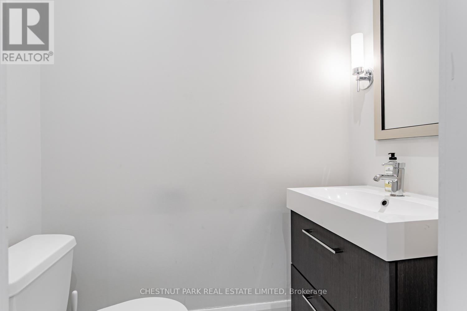 43 Oriole Parkway, Toronto, Ontario  M4V 2E2 - Photo 12 - C13087212