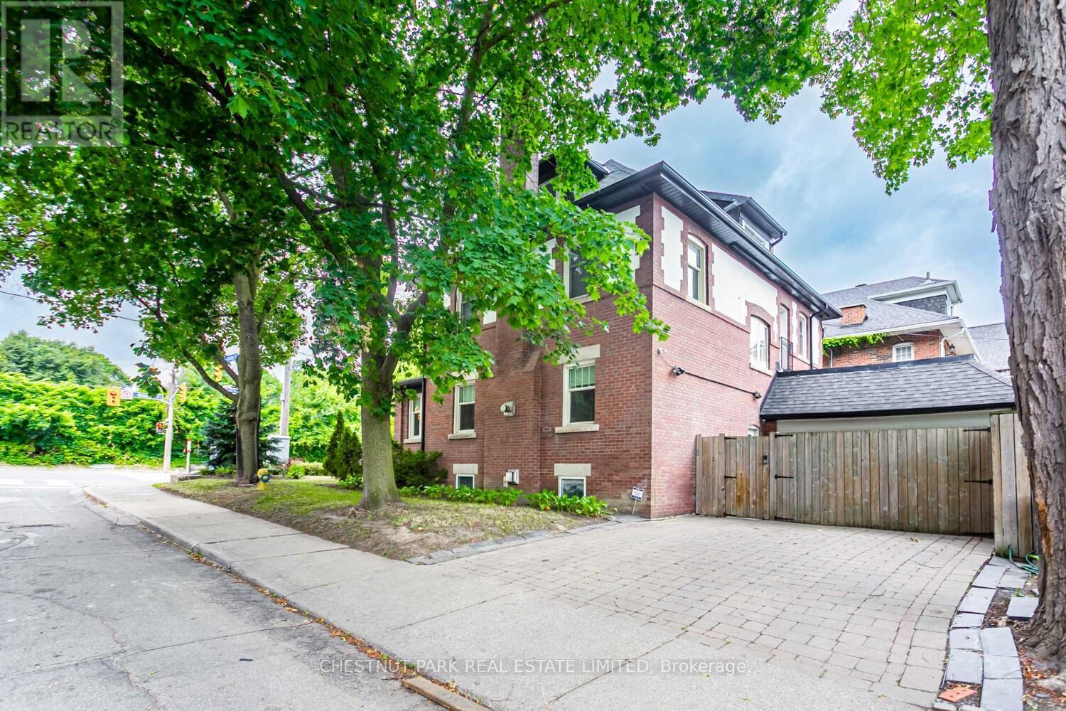 43 Oriole Parkway, Toronto, Ontario  M4V 2E2 - Photo 32 - C13087212