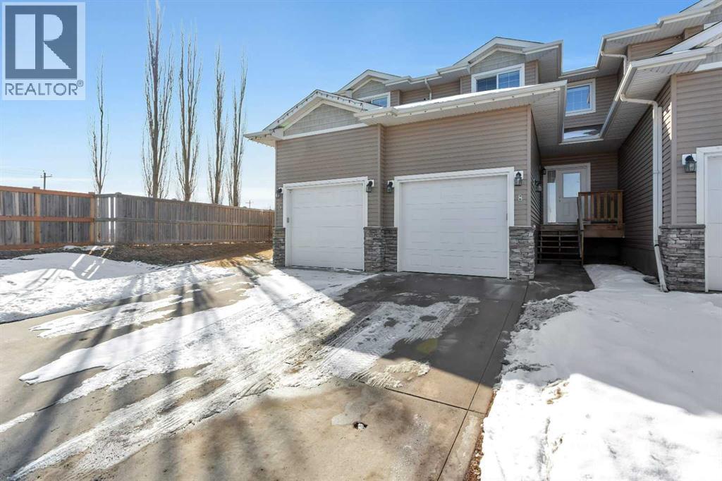 8 Ross Close, Sylvan Lake, Alberta