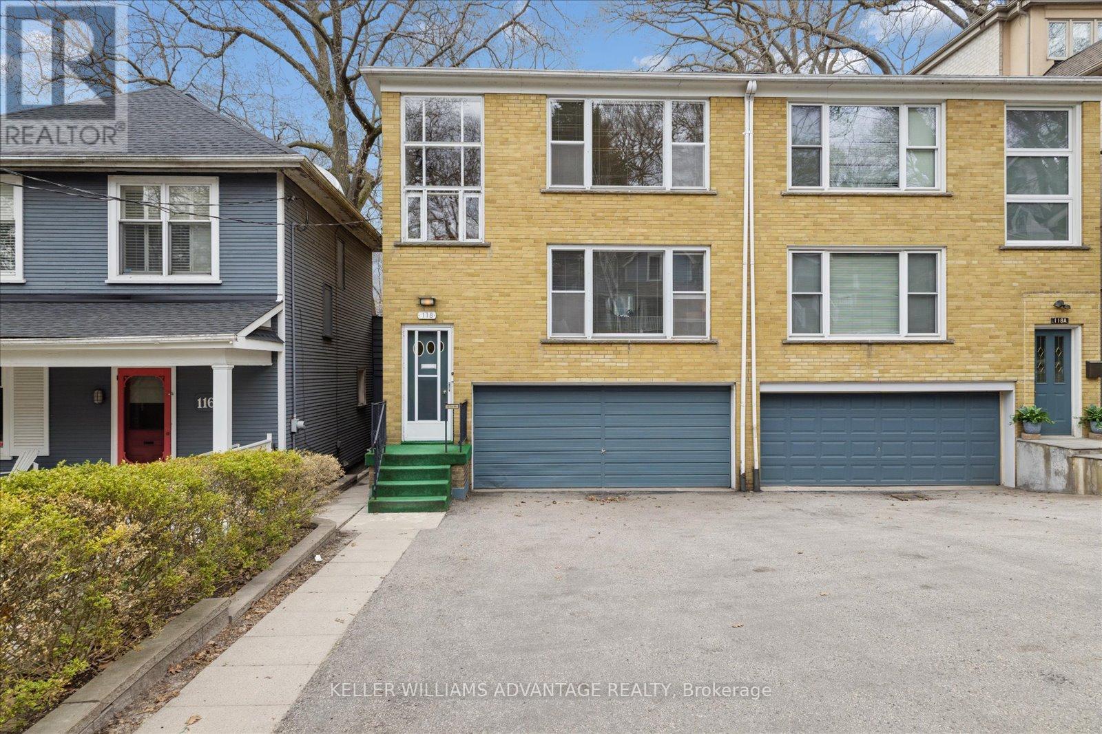 118 SILVER BIRCH AVENUE, Toronto, Ontario
