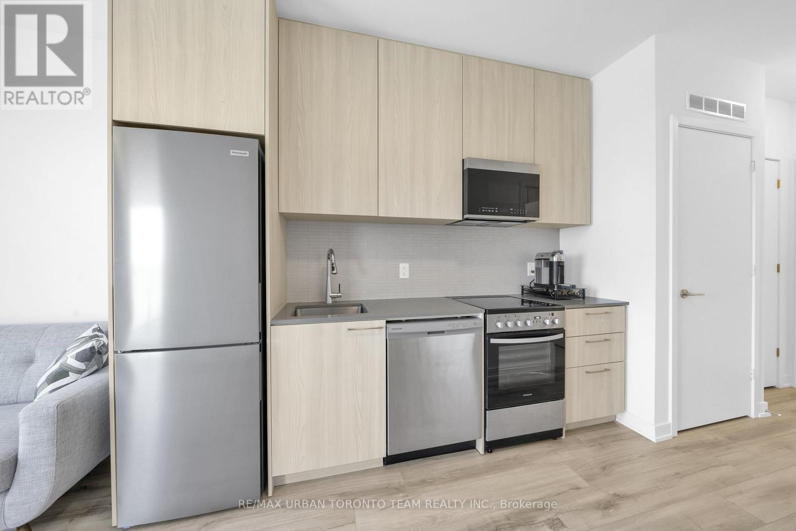 820 - 7439 Kingston Road, Toronto, Ontario  M1B 5S3 - Photo 4 - E13087086