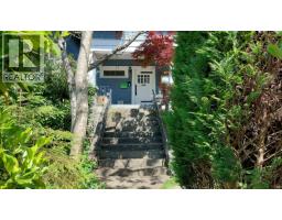 1951 NAPIER STREET, Vancouver, British Columbia