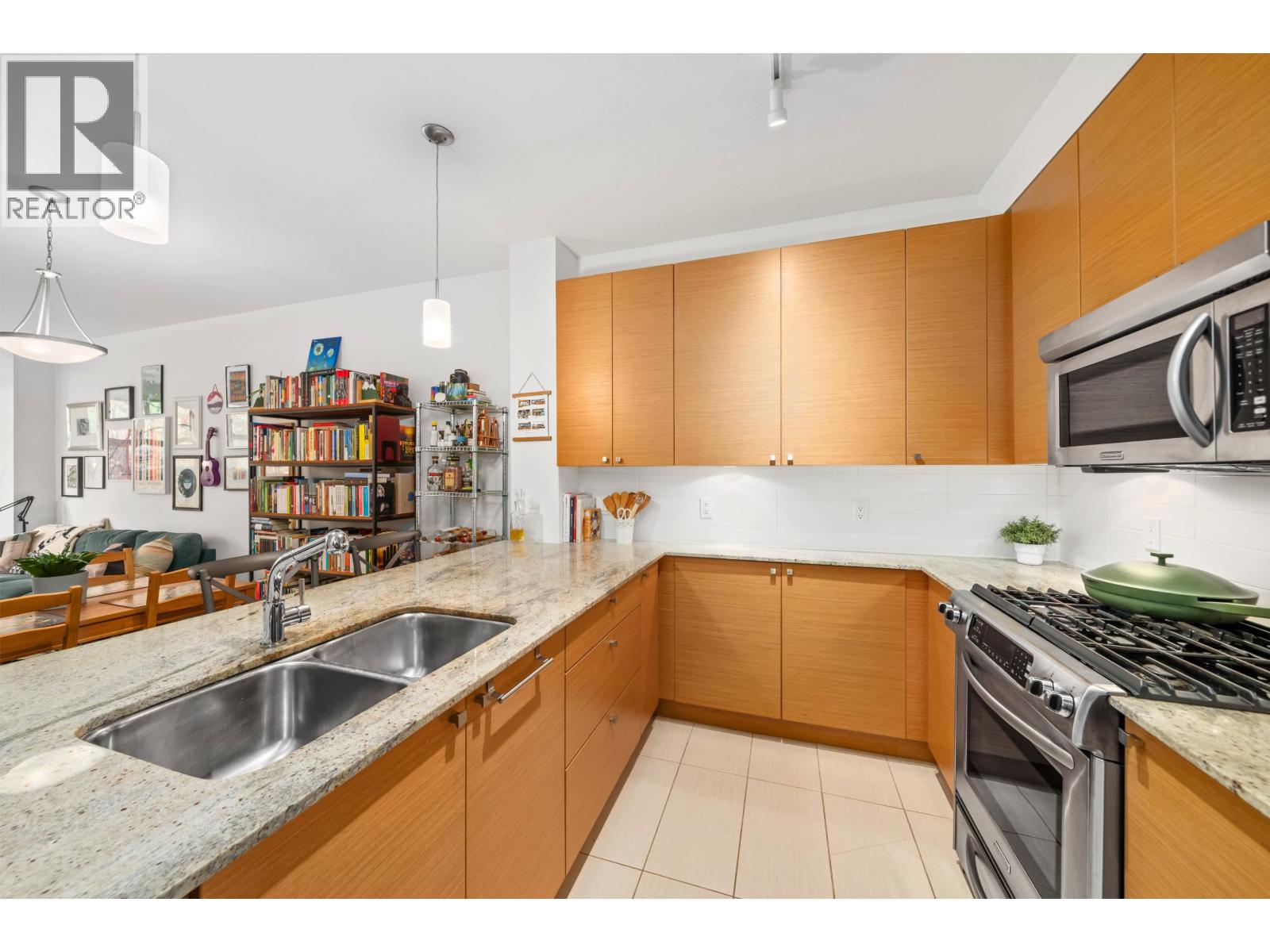 101 201 Morrissey Road, Port Moody, British Columbia  V3H 0E5 - Photo 4 - R3119789