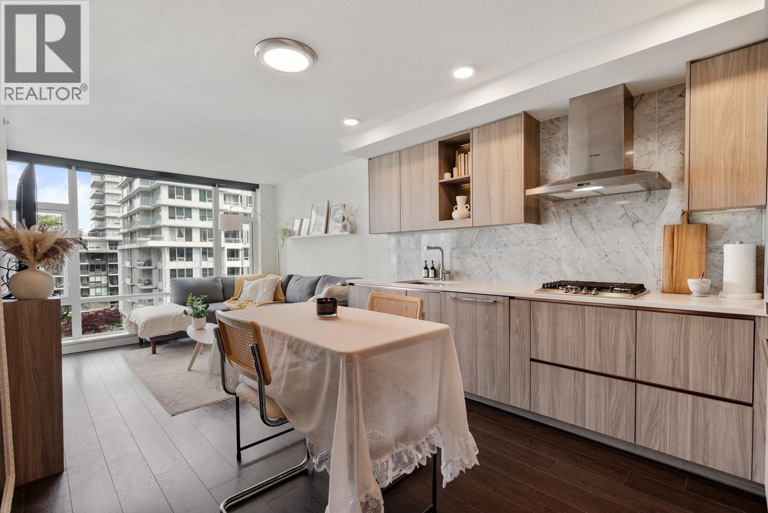911 8800 Hazelbridge Way, Richmond, British Columbia  V6X 0S3 - Photo 4 - R3119426