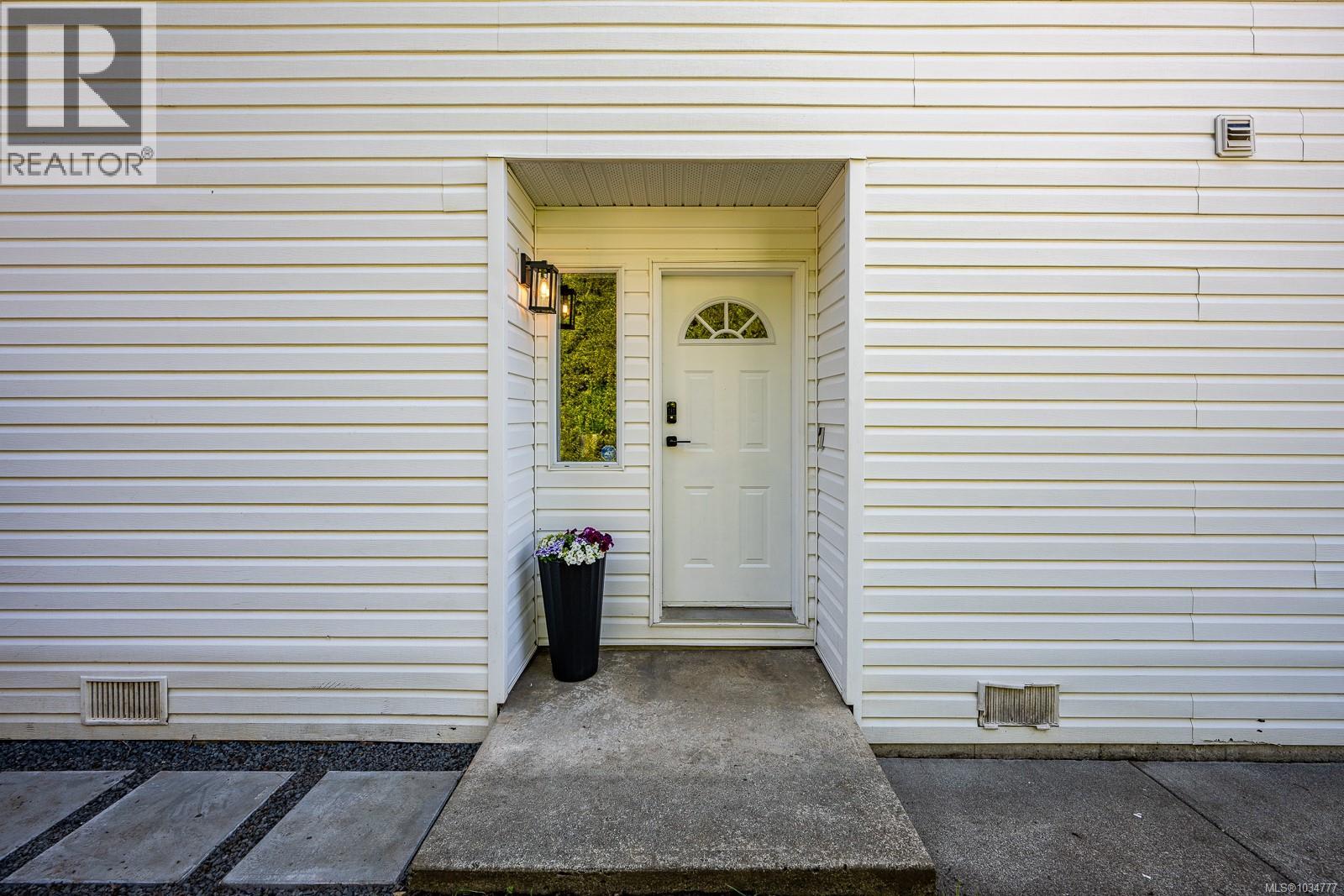 A 170 Malcolm Pl, Courtenay, British Columbia  V9N 8X8 - Photo 13 - 1034777