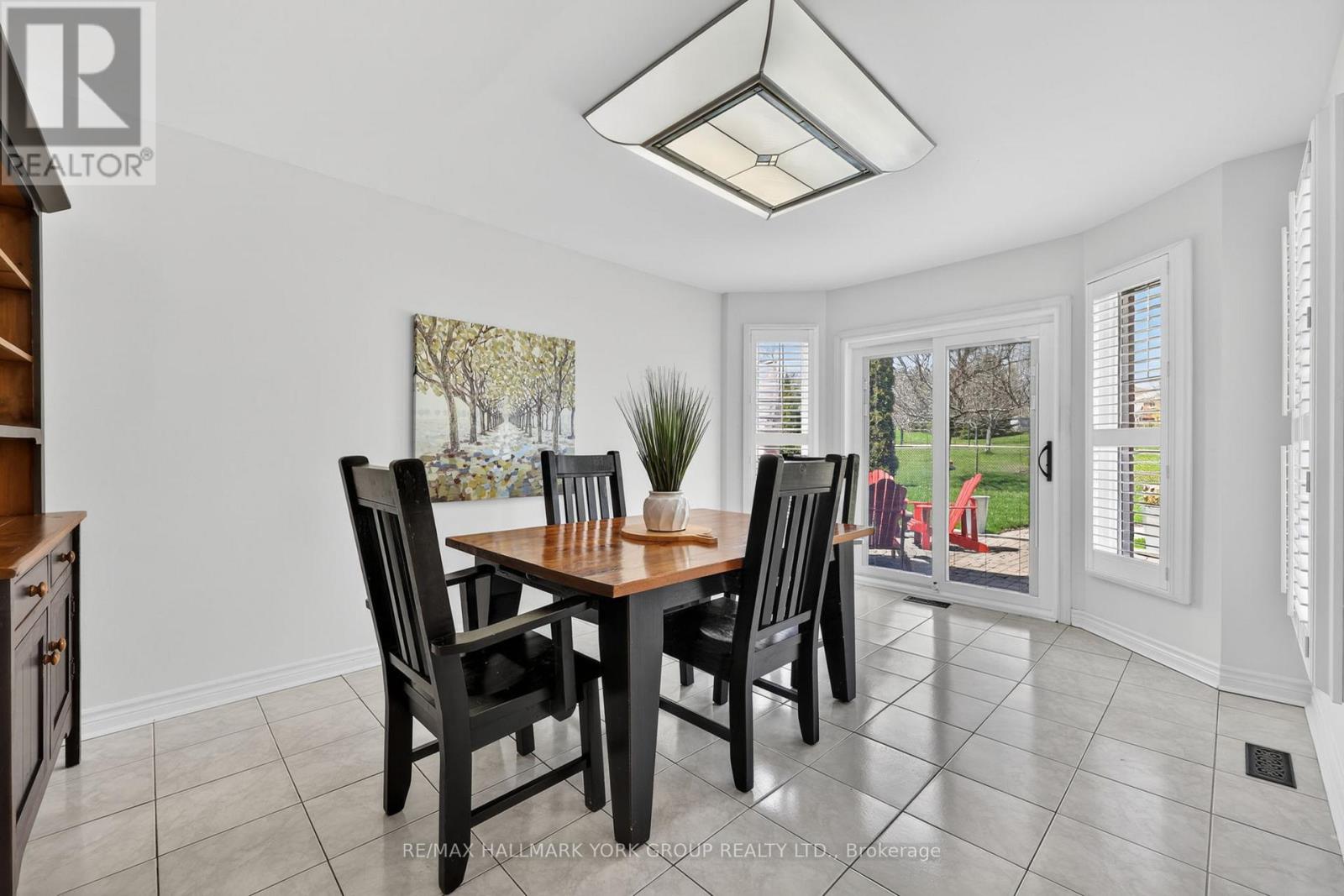 297 Alex Doner Drive, Newmarket, Ontario  L3X 1G5 - Photo 5 - N13087094