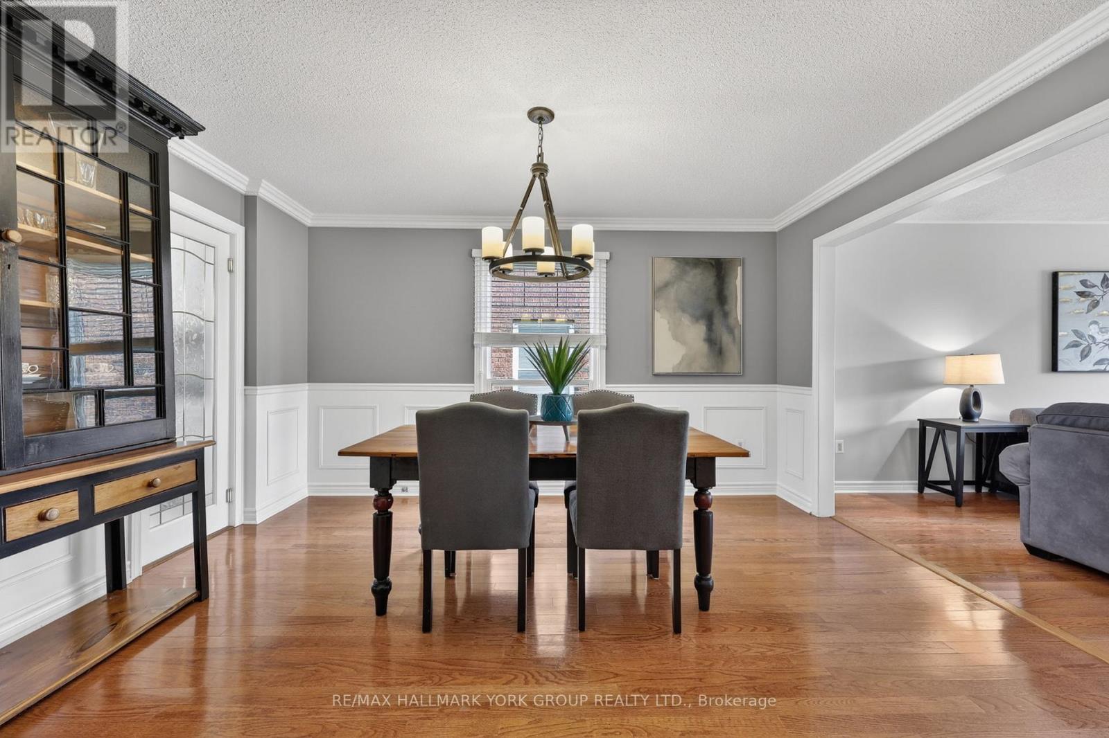 297 Alex Doner Drive, Newmarket, Ontario  L3X 1G5 - Photo 7 - N13087094