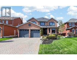 297 ALEX DONER DRIVE, Newmarket, Ontario