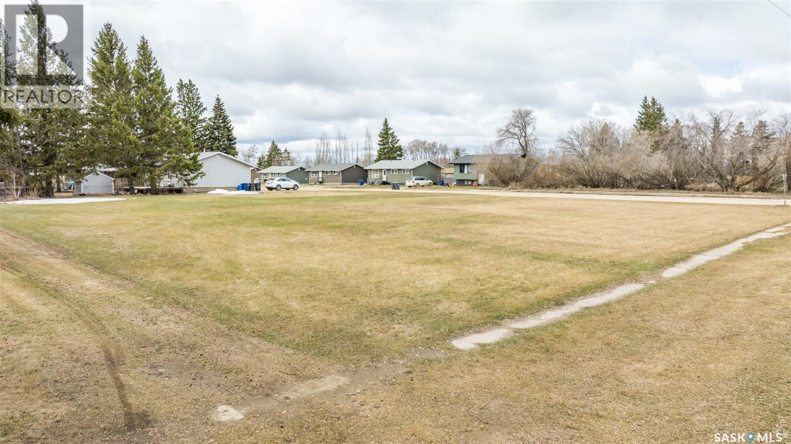 560 1st Avenue S, Duck Lake, Saskatchewan  S0K 0G8 - Photo 3 - SK034927