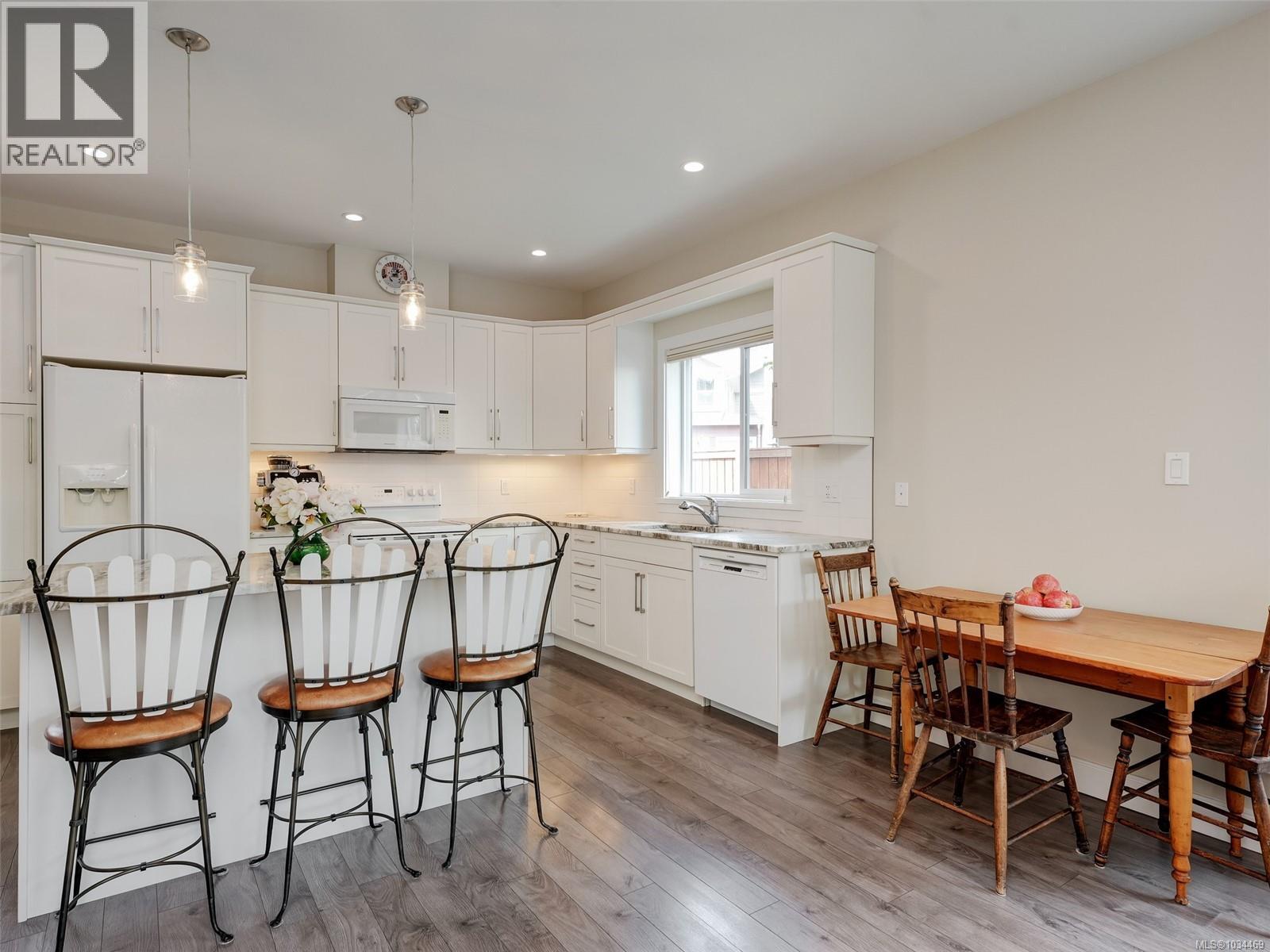 21 1515 Keating Cross Rd, Central Saanich, British Columbia  V8M 1W9 - Photo 6 - 1034469