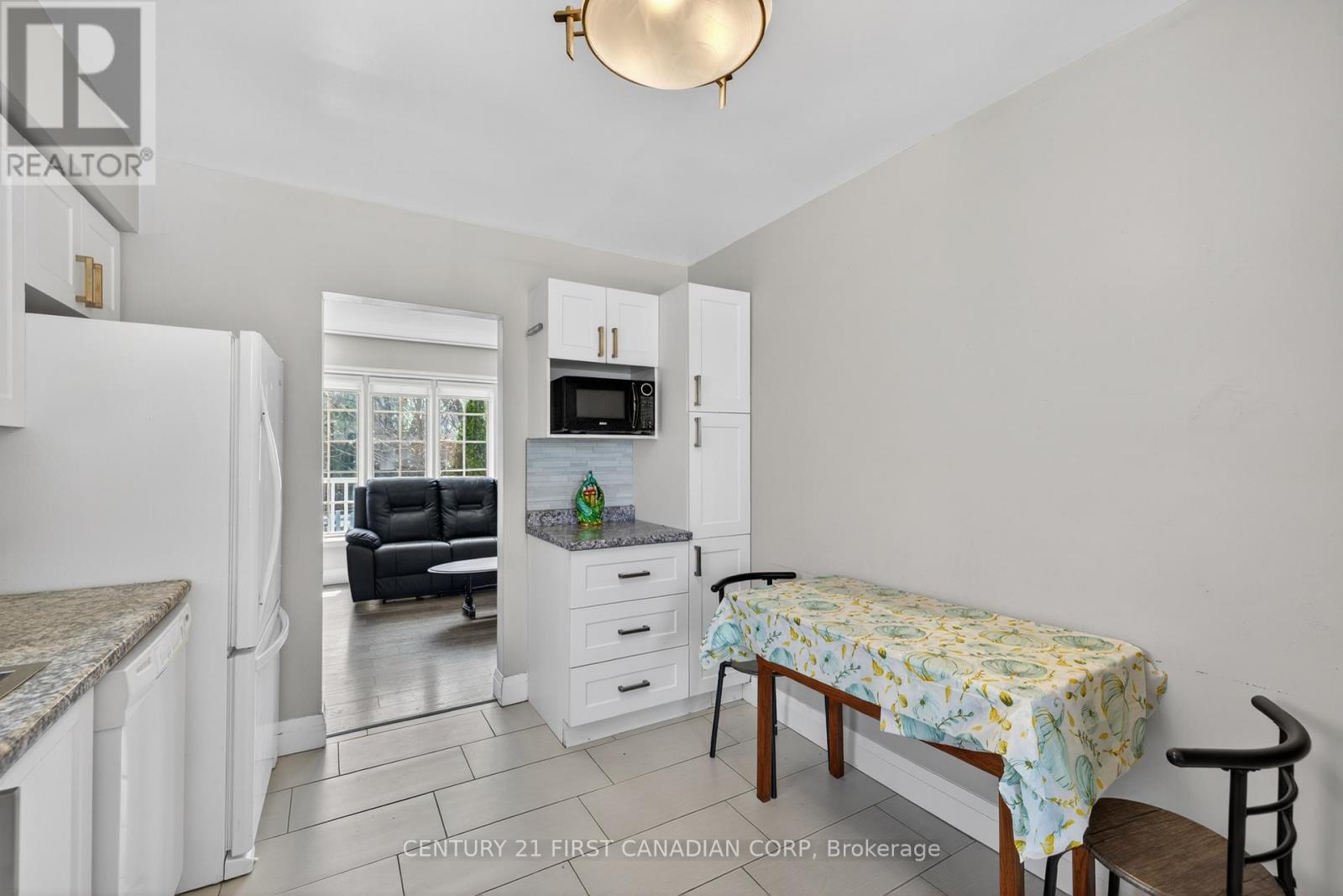 101 Jasper Crescent, London East, Ontario  N5W 1J9 - Photo 12 - X12994192