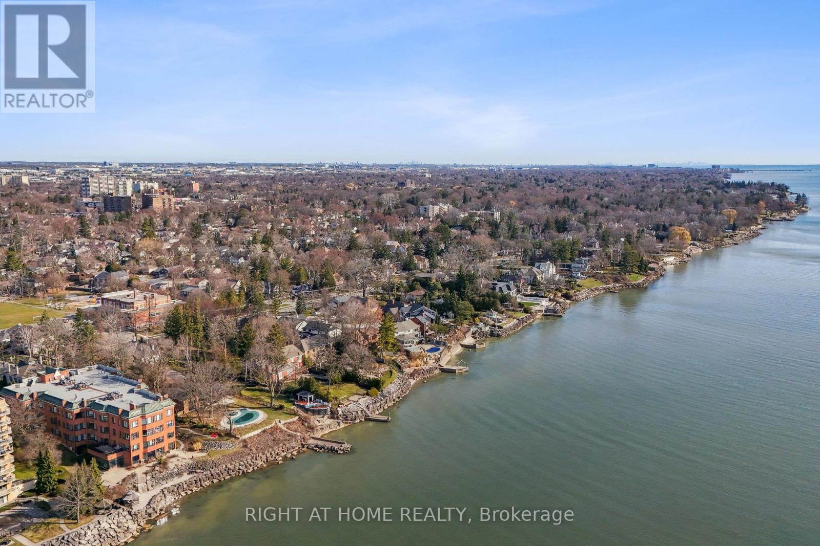 2187 Lakeshore Road, Burlington, Ontario  L7R 1A5 - Photo 25 - W13087106