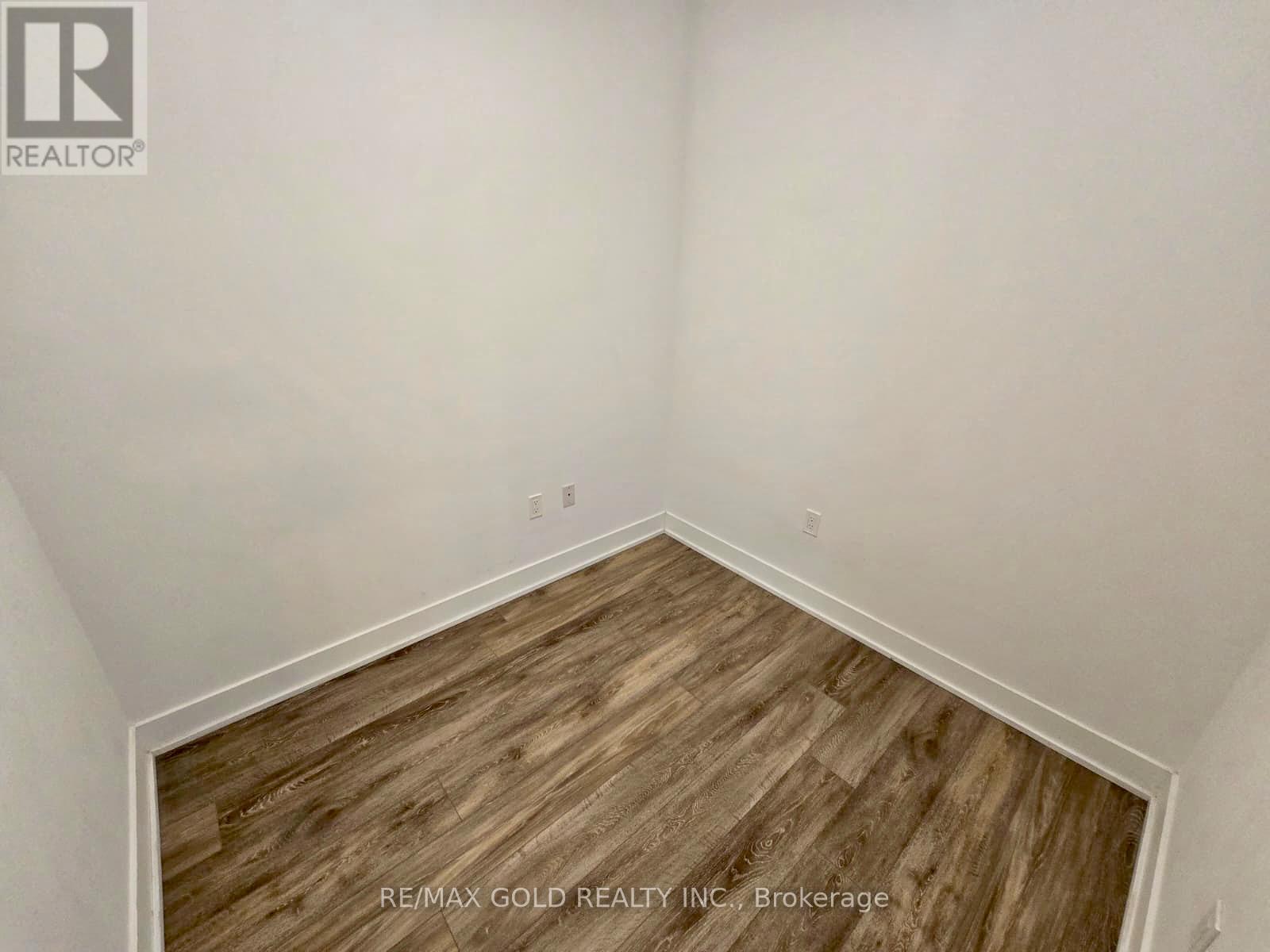 113 - 50 George Butchart Drive, Toronto, Ontario  M3K 0C9 - Photo 5 - W13087156
