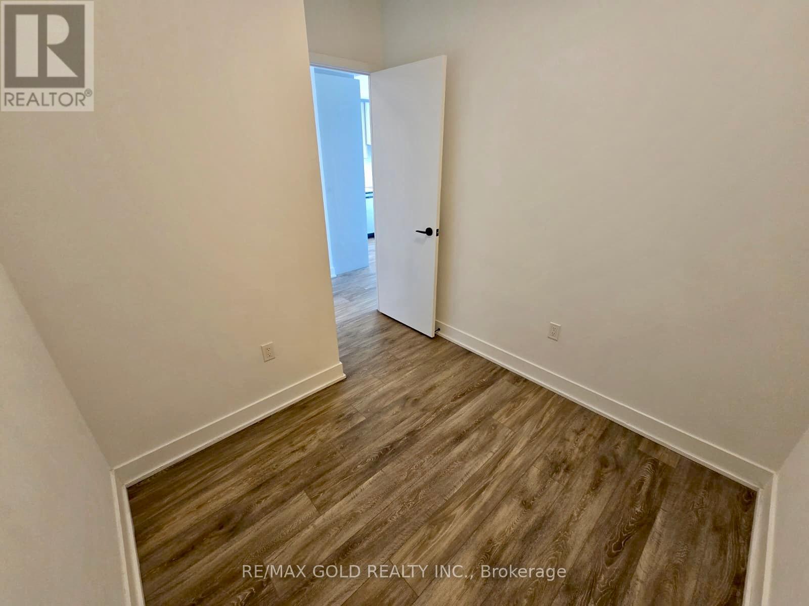 113 - 50 George Butchart Drive, Toronto, Ontario  M3K 0C9 - Photo 6 - W13087156