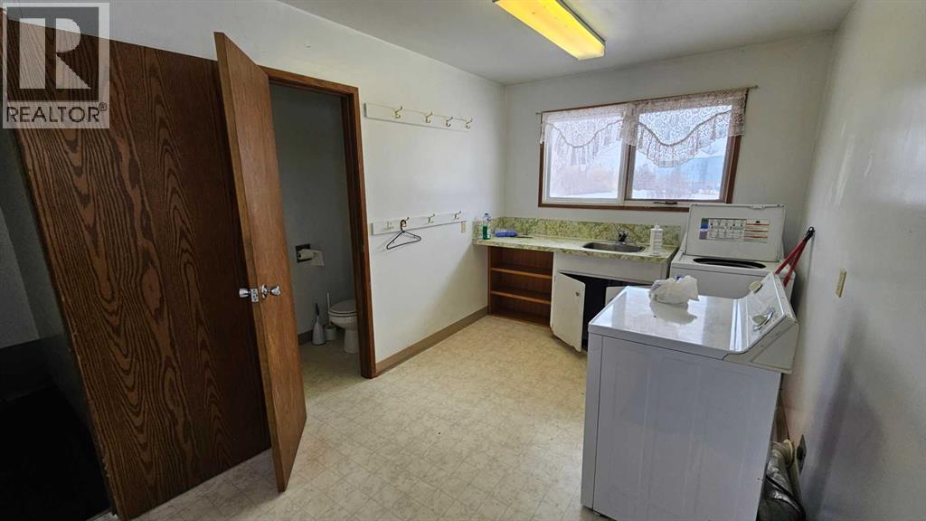 38505 Range Road 92, Rural Paintearth No. 18, Alberta  T0C 1C0 - Photo 6 - A2289624