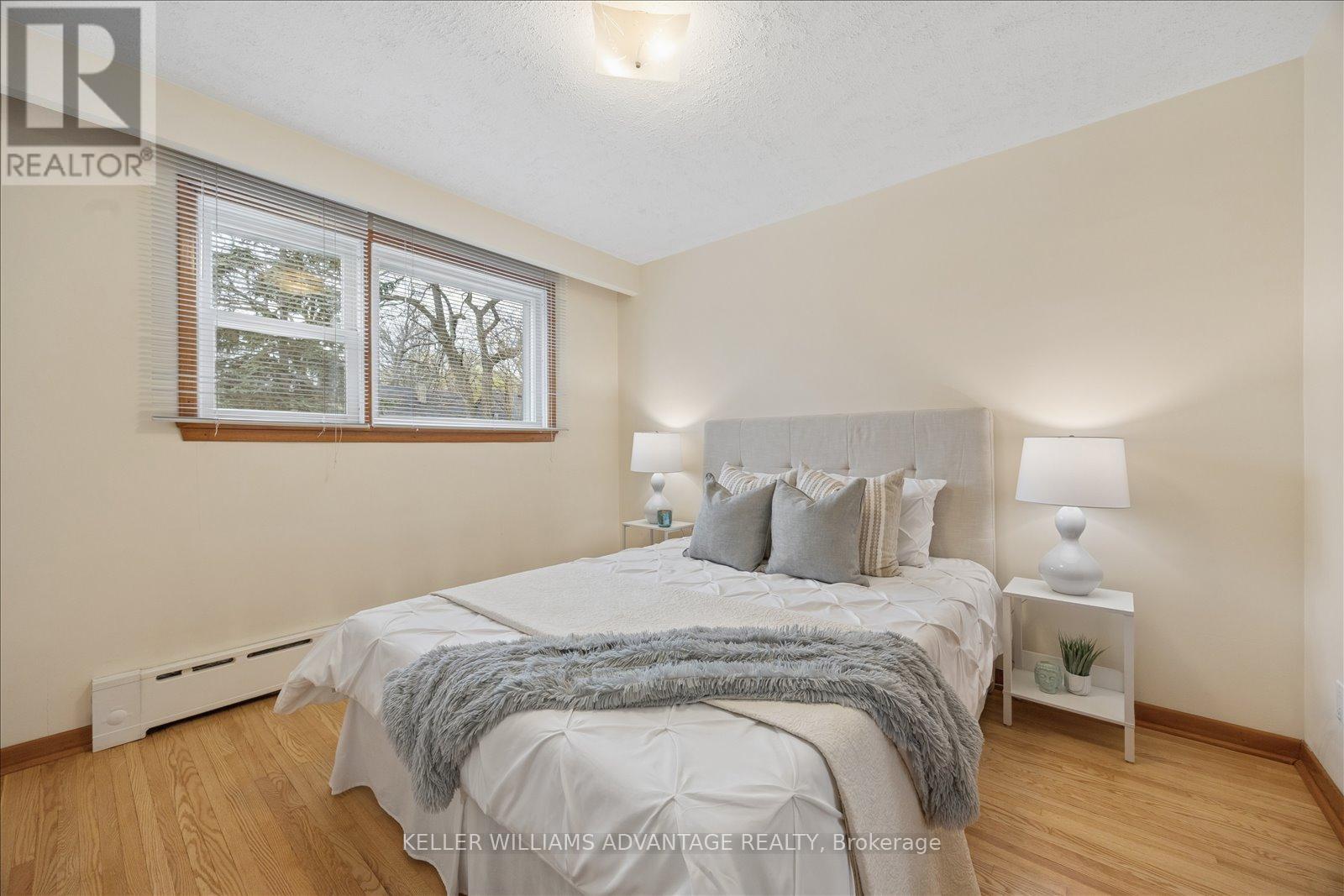 118 Silver Birch Avenue, Toronto, Ontario  M4E 3L4 - Photo 16 - E13085176