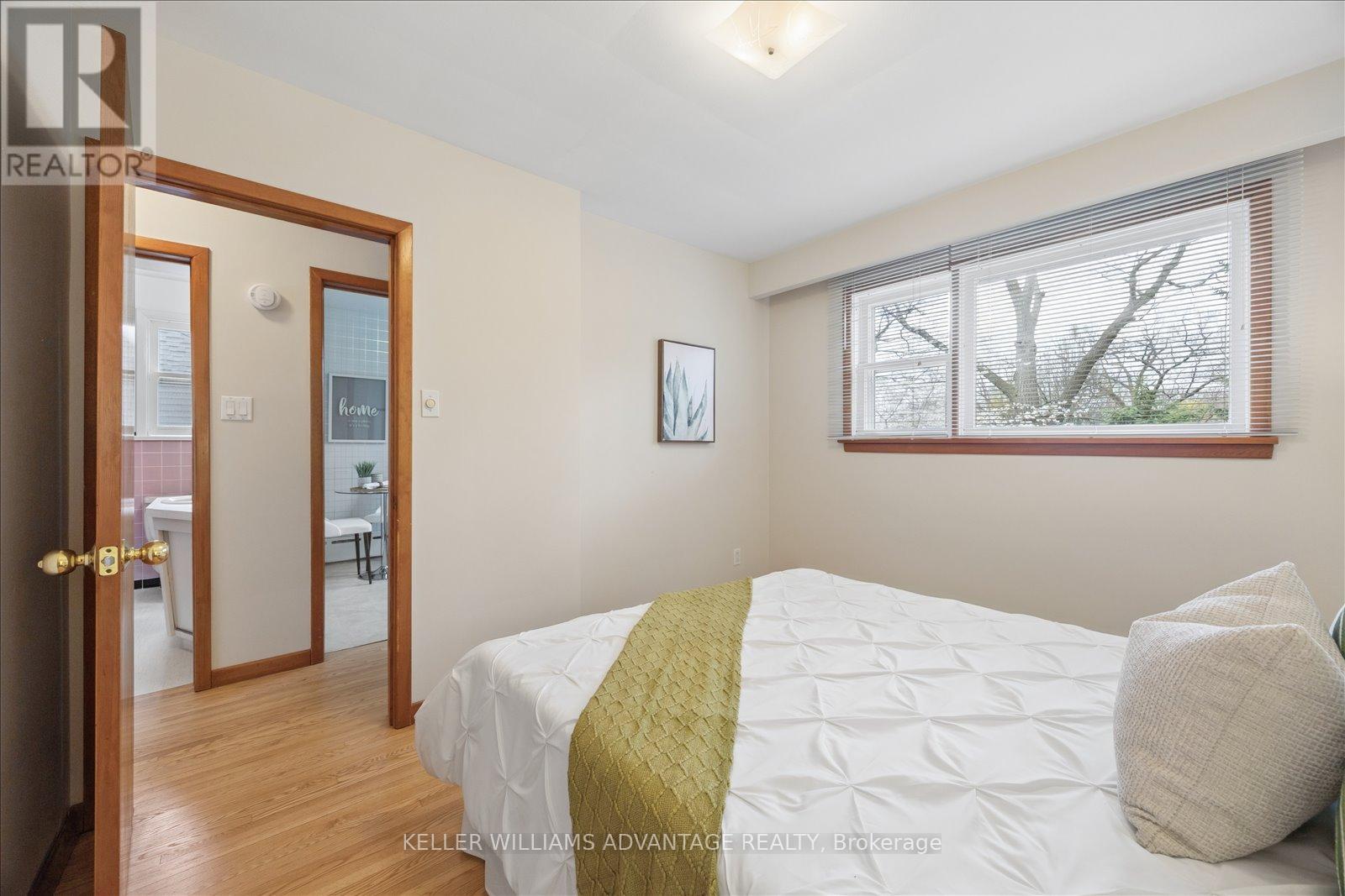 118 Silver Birch Avenue, Toronto, Ontario  M4E 3L4 - Photo 35 - E13085176