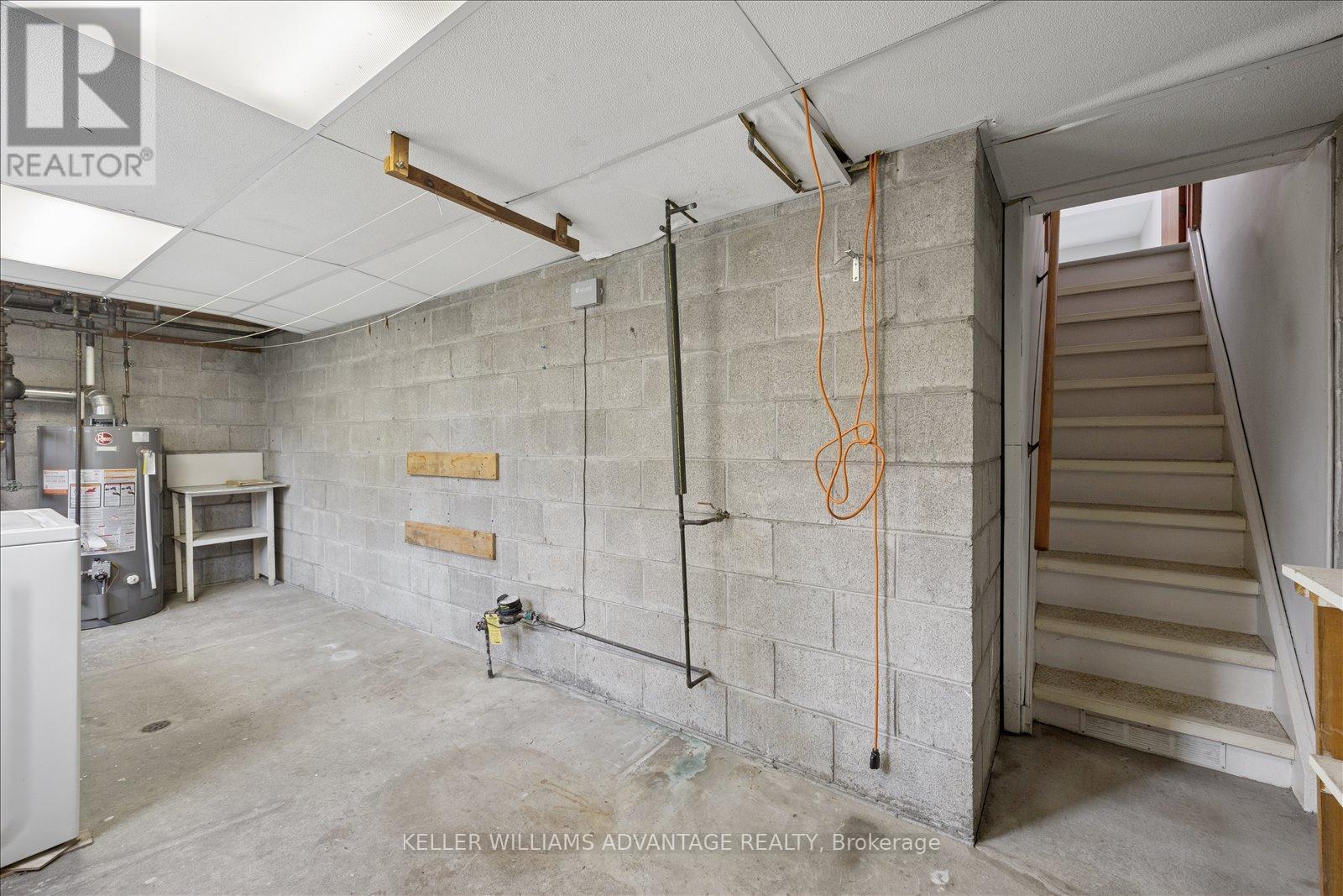 118 Silver Birch Avenue, Toronto, Ontario  M4E 3L4 - Photo 40 - E13085176