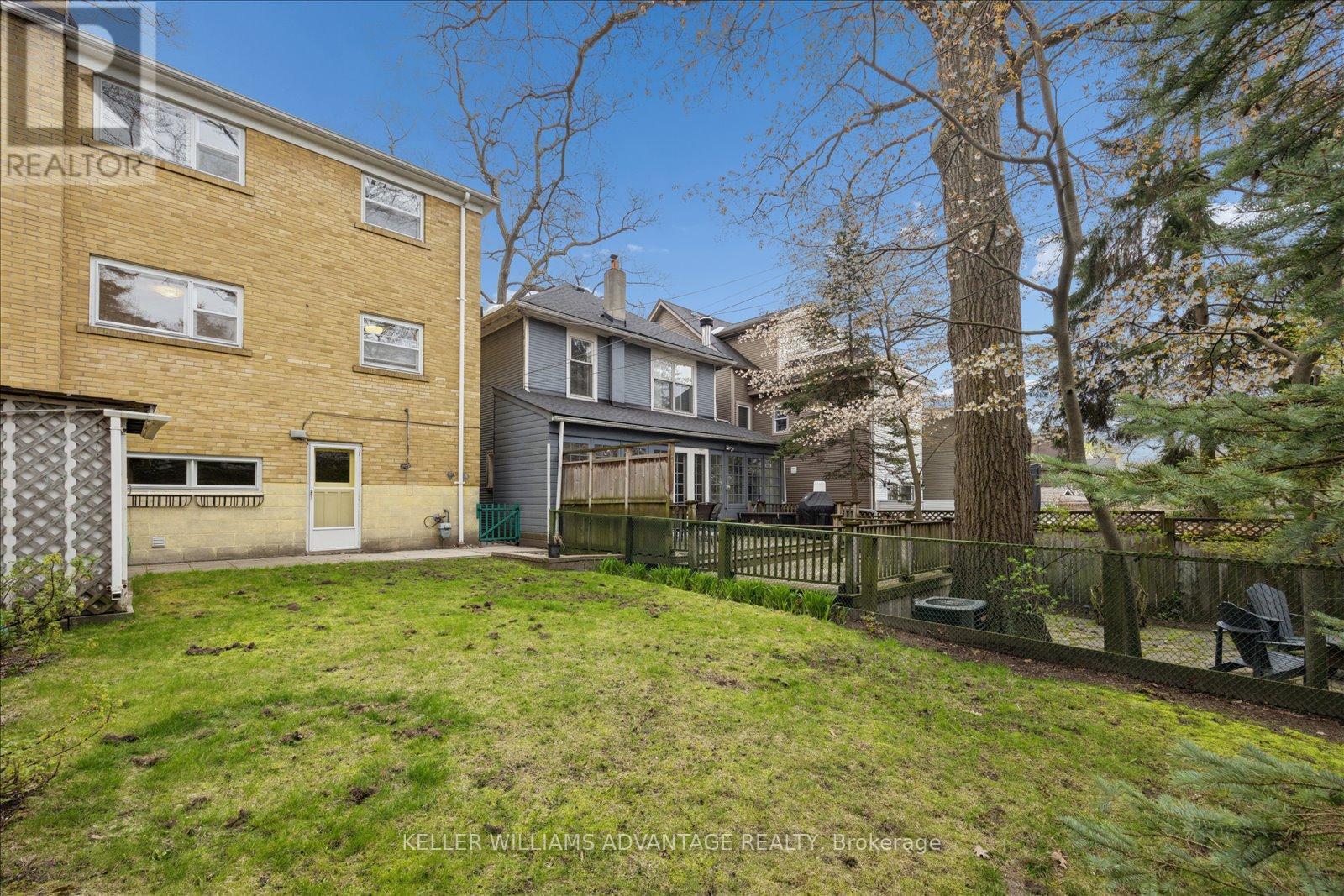 118 Silver Birch Avenue, Toronto, Ontario  M4E 3L4 - Photo 48 - E13085176