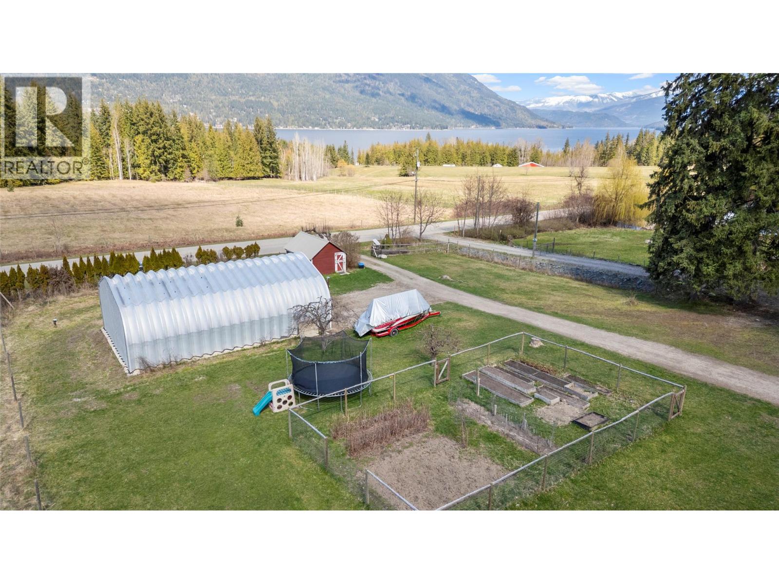 4856 Eagle Bay Road, Eagle Bay, British Columbia  V0E 1T0 - Photo 3 - 10382070