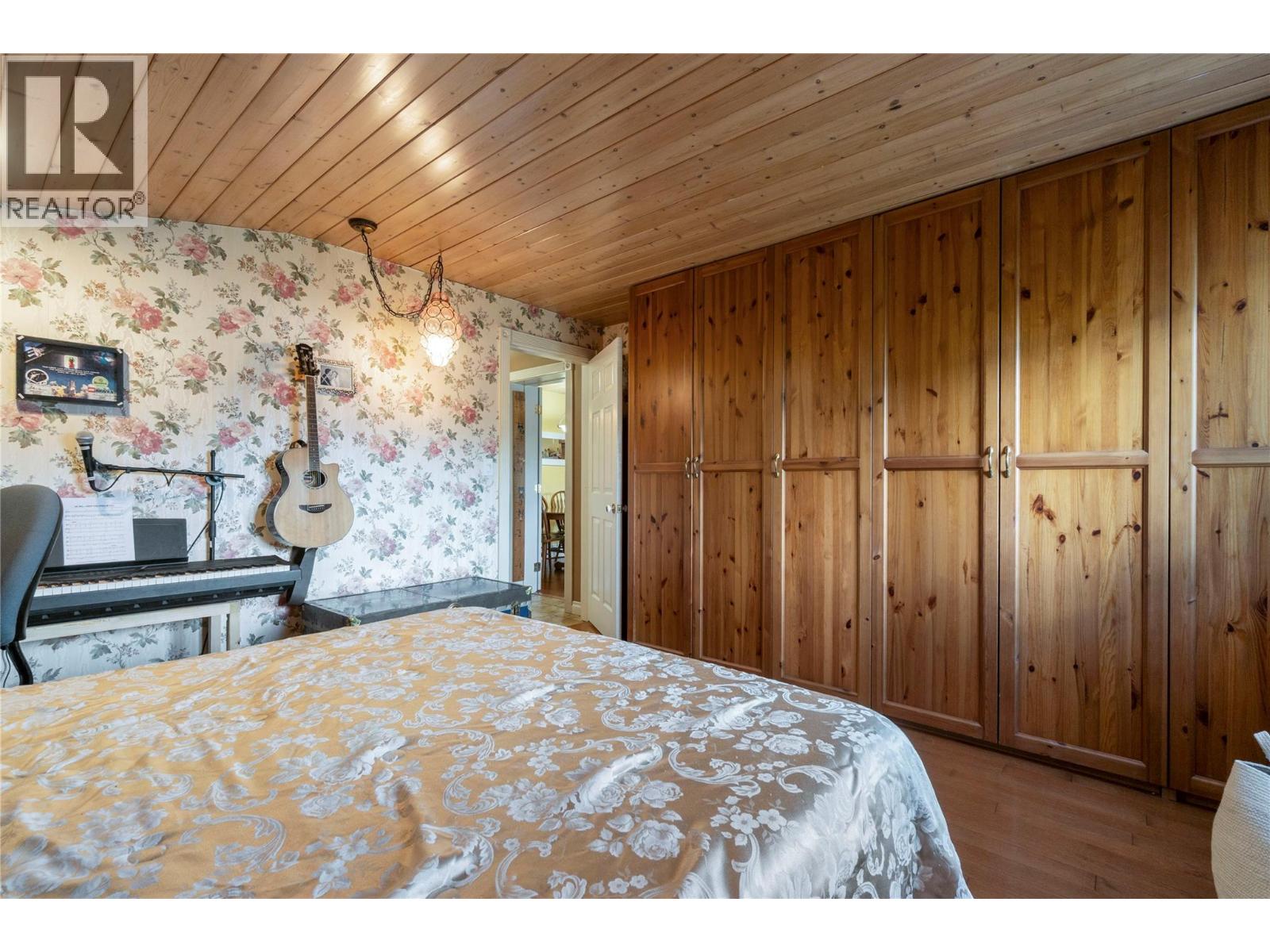 4856 Eagle Bay Road, Eagle Bay, British Columbia  V0E 1T0 - Photo 16 - 10382070
