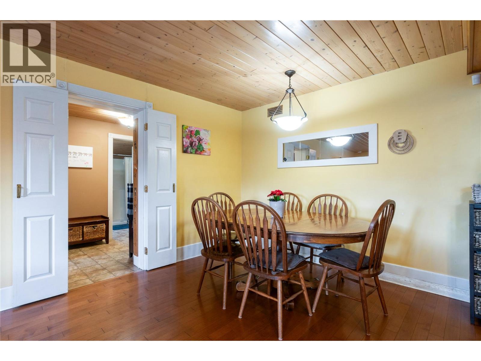 4856 Eagle Bay Road, Eagle Bay, British Columbia  V0E 1T0 - Photo 18 - 10382070