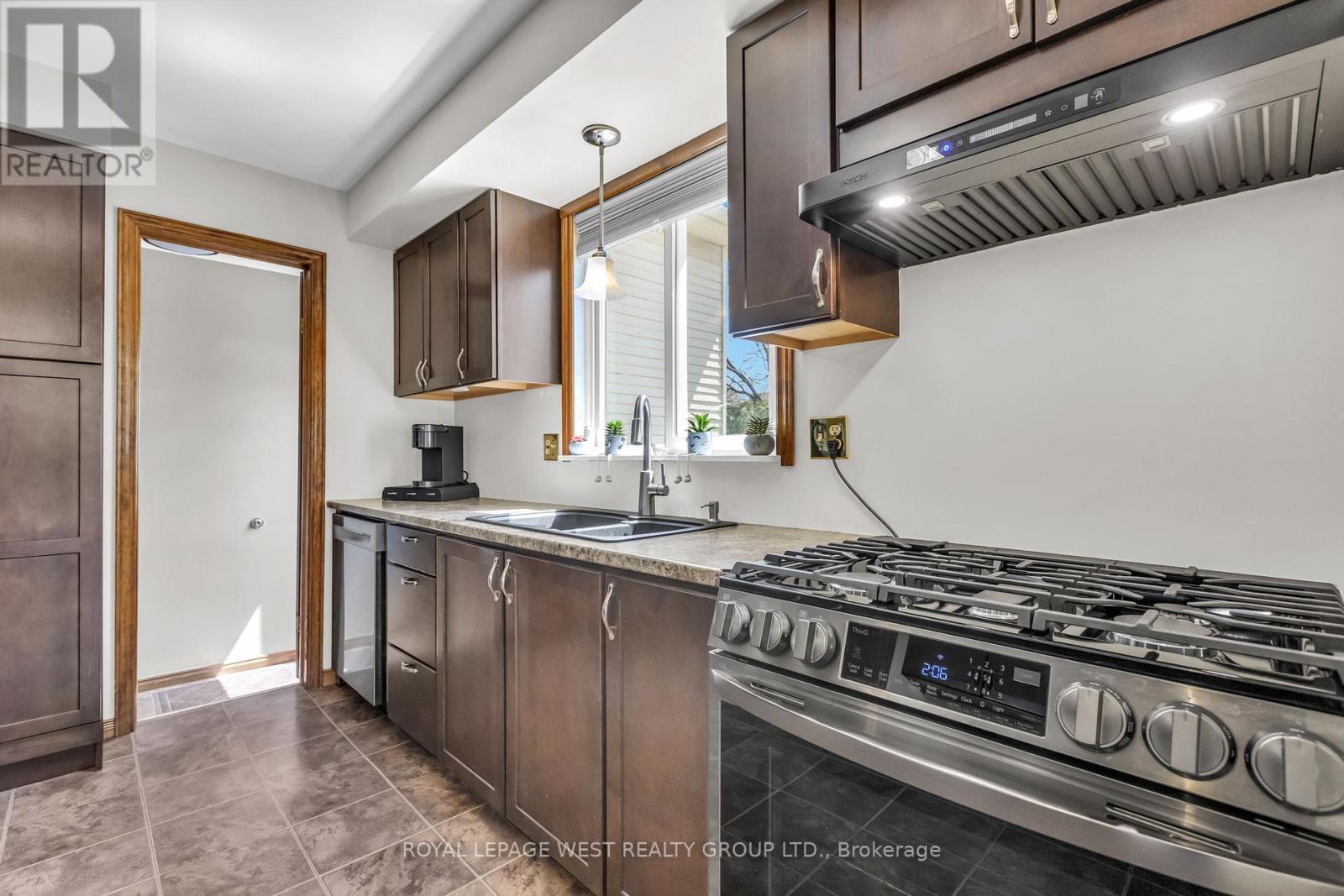 12 Banburry Crescent, Grimsby, Ontario  L3M 4N8 - Photo 8 - X13087070