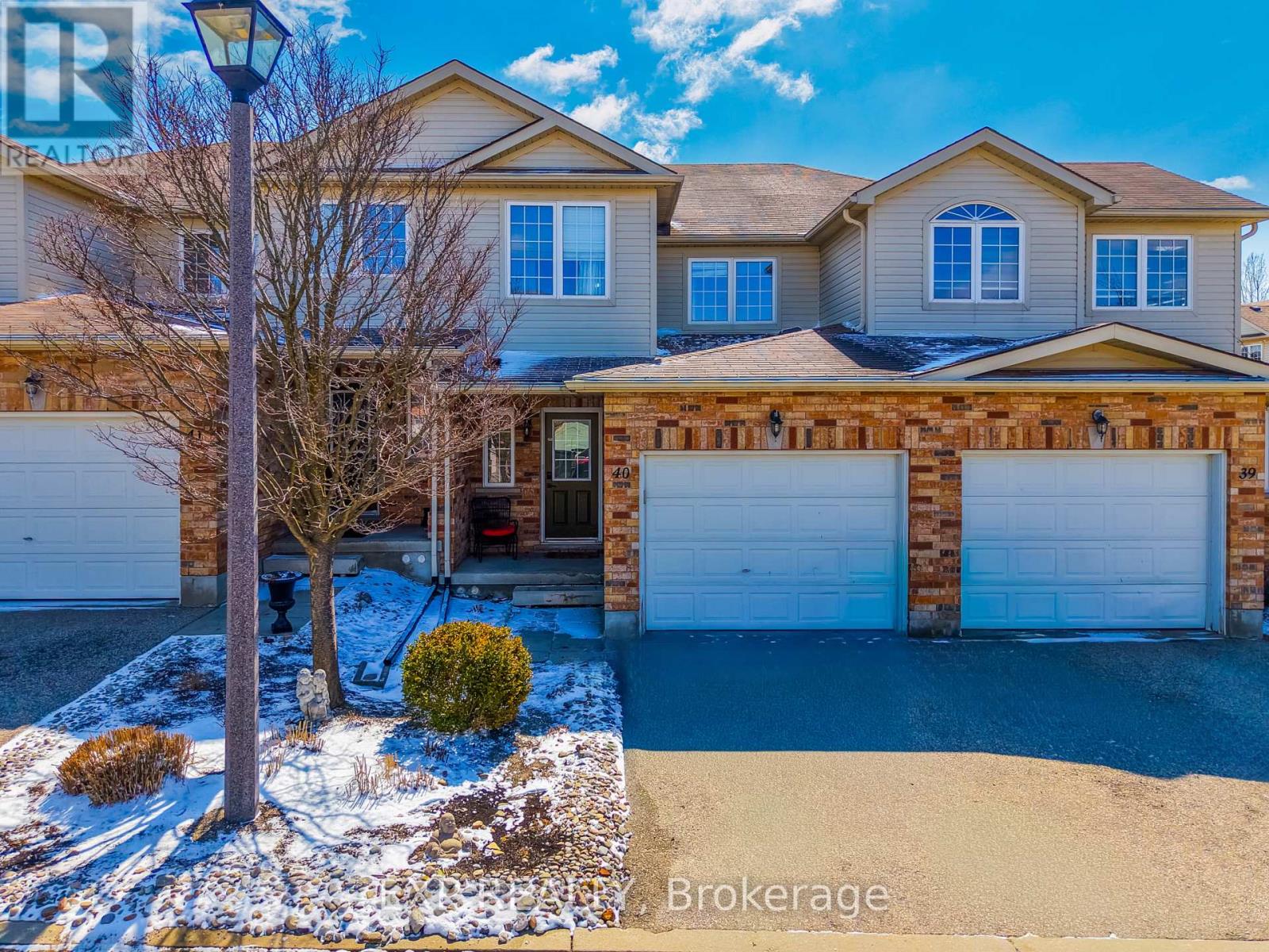 40 - 105 BARD BOULEVARD, Guelph, Ontario