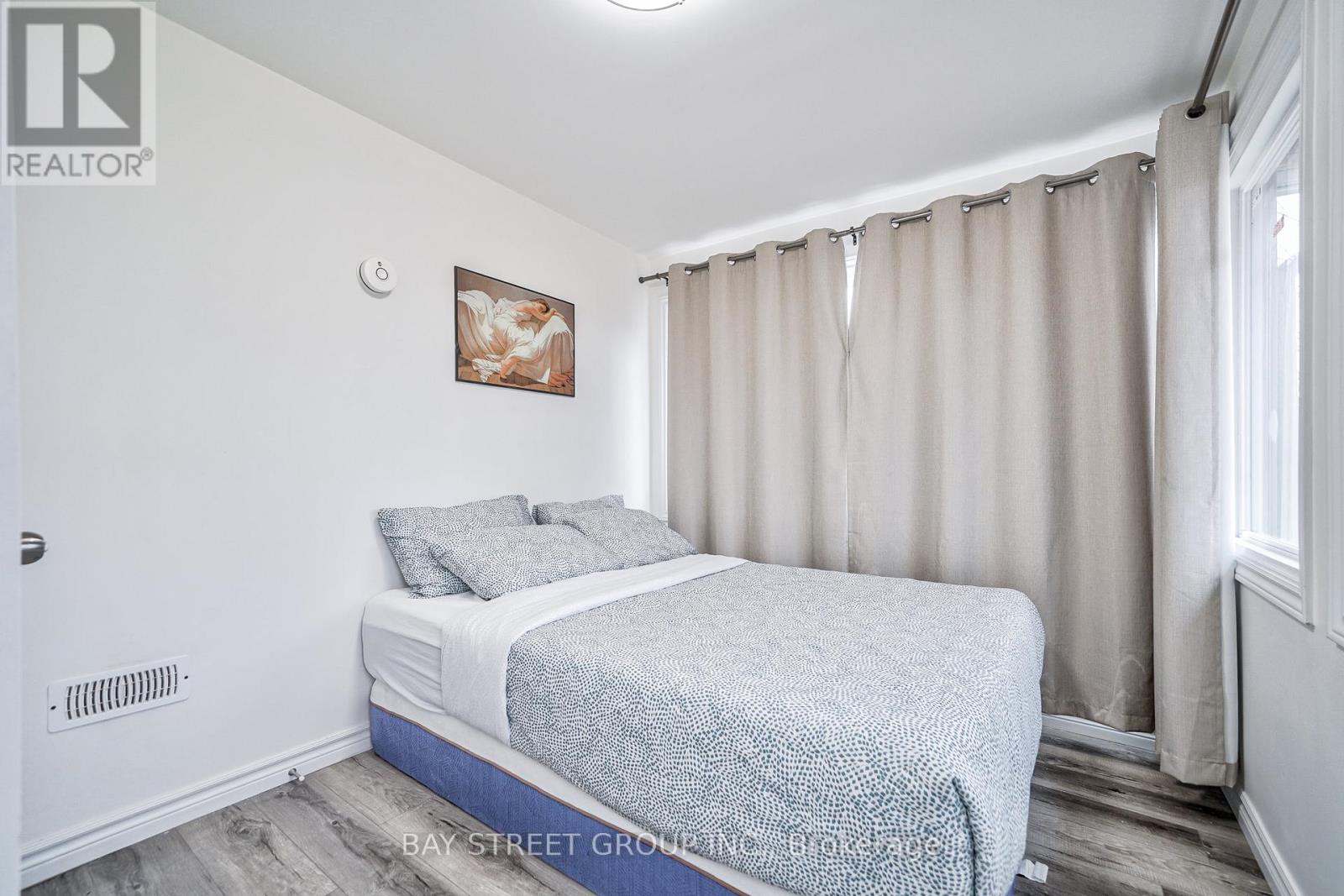 5241 Kitchener Street, Niagara Falls (Clifton Hill), Ontario  L2G 1B4 - Photo 26 - X13087194