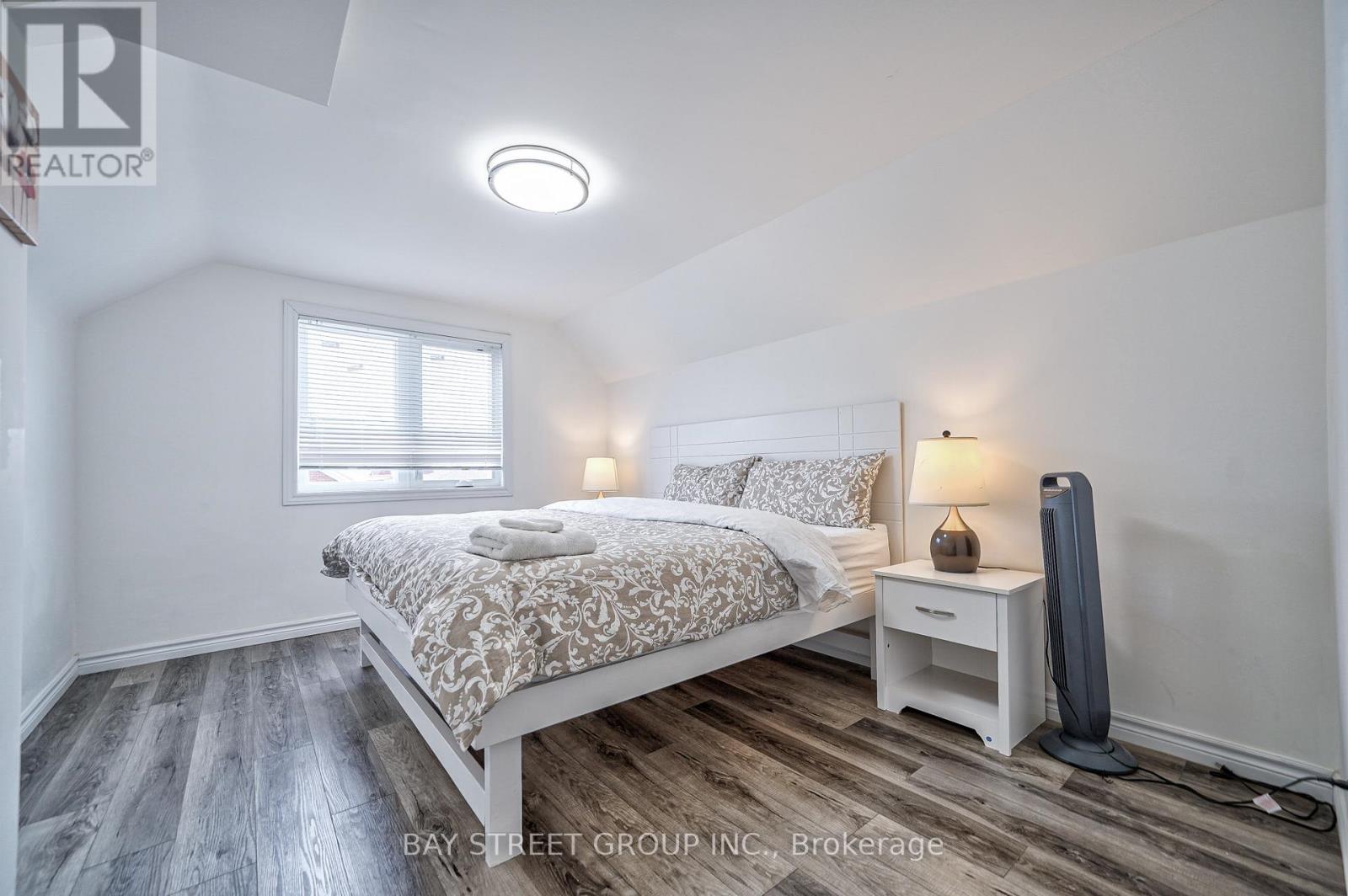 5241 Kitchener Street, Niagara Falls (Clifton Hill), Ontario  L2G 1B4 - Photo 35 - X13087194