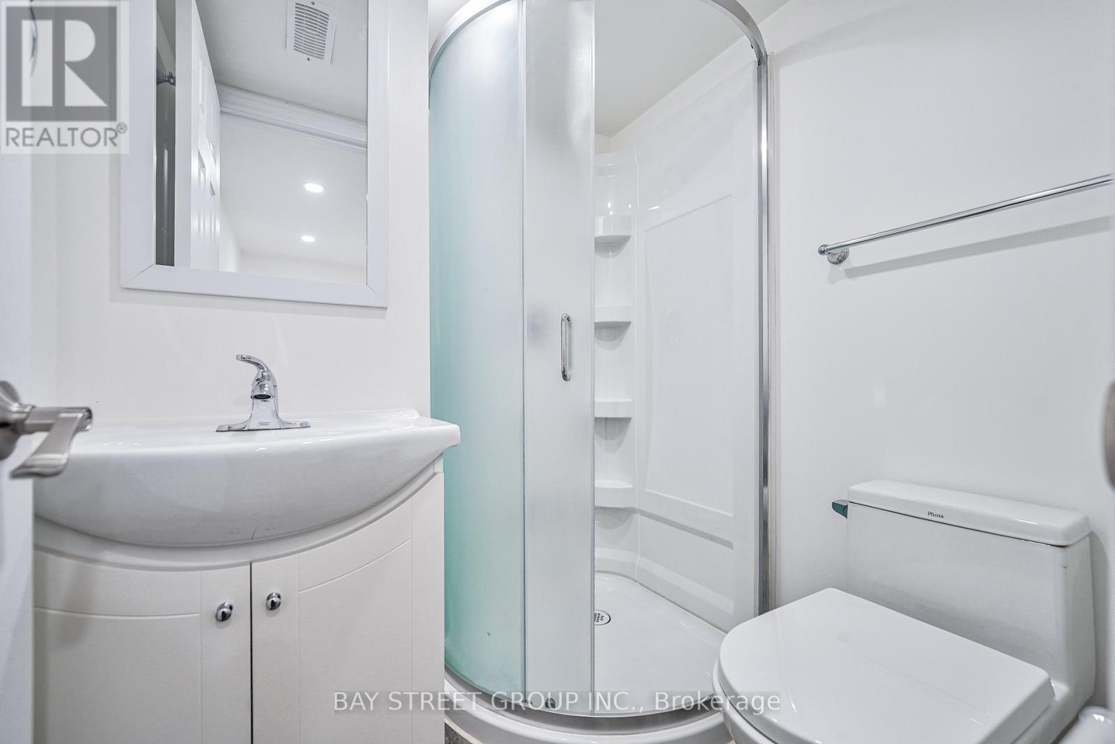 5241 Kitchener Street, Niagara Falls (Clifton Hill), Ontario  L2G 1B4 - Photo 46 - X13087194