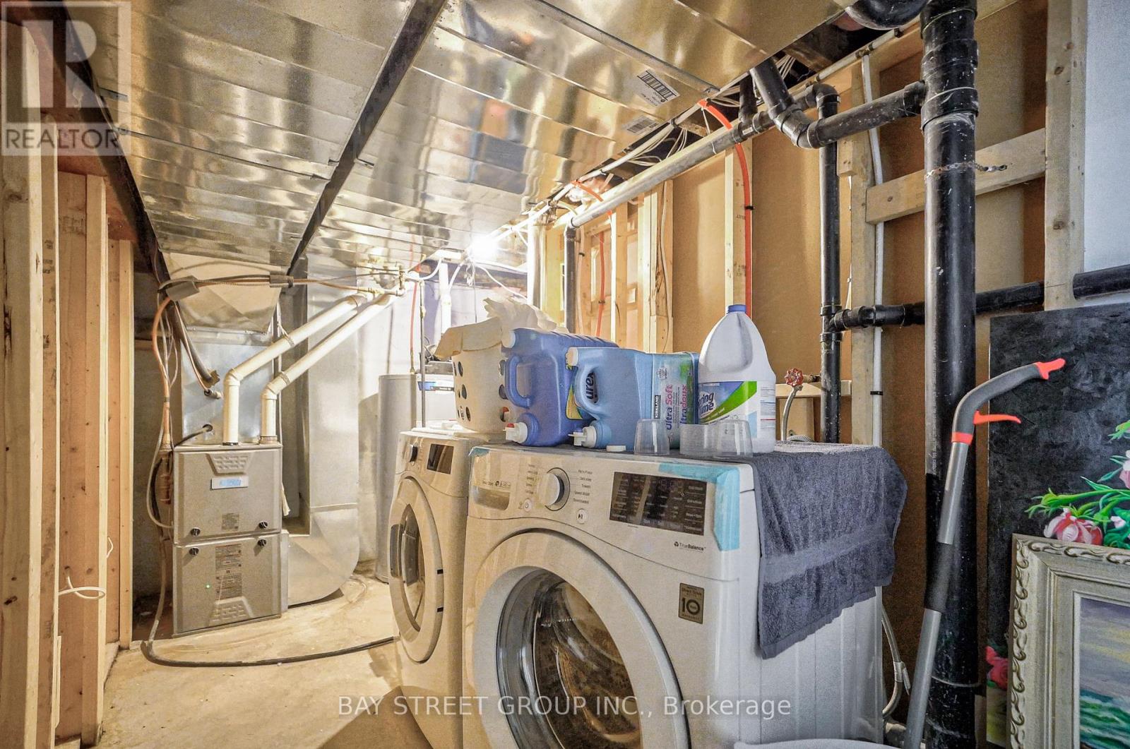 5241 Kitchener Street, Niagara Falls (Clifton Hill), Ontario  L2G 1B4 - Photo 47 - X13087194