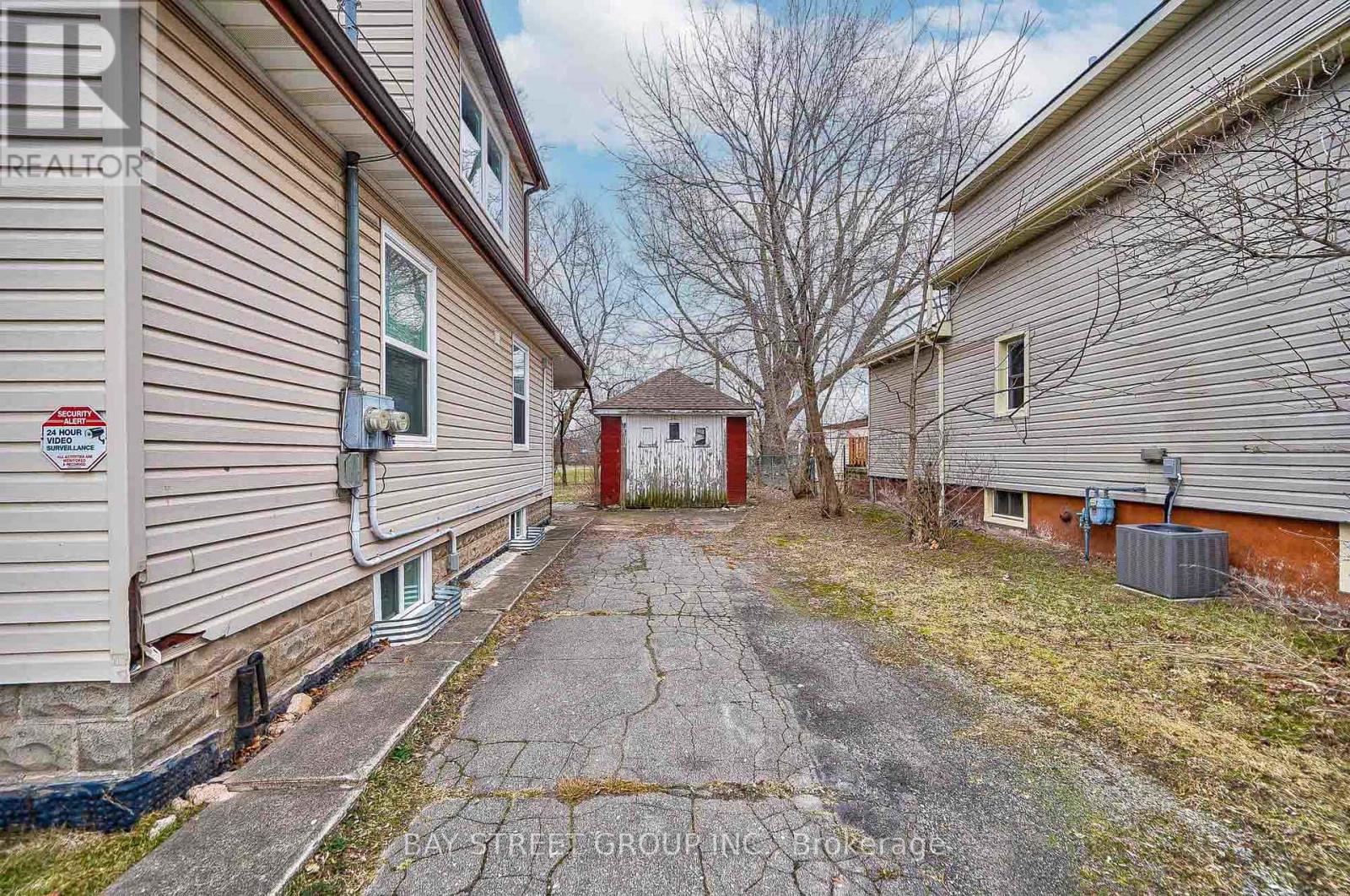 5241 Kitchener Street, Niagara Falls (Clifton Hill), Ontario  L2G 1B4 - Photo 48 - X13087194