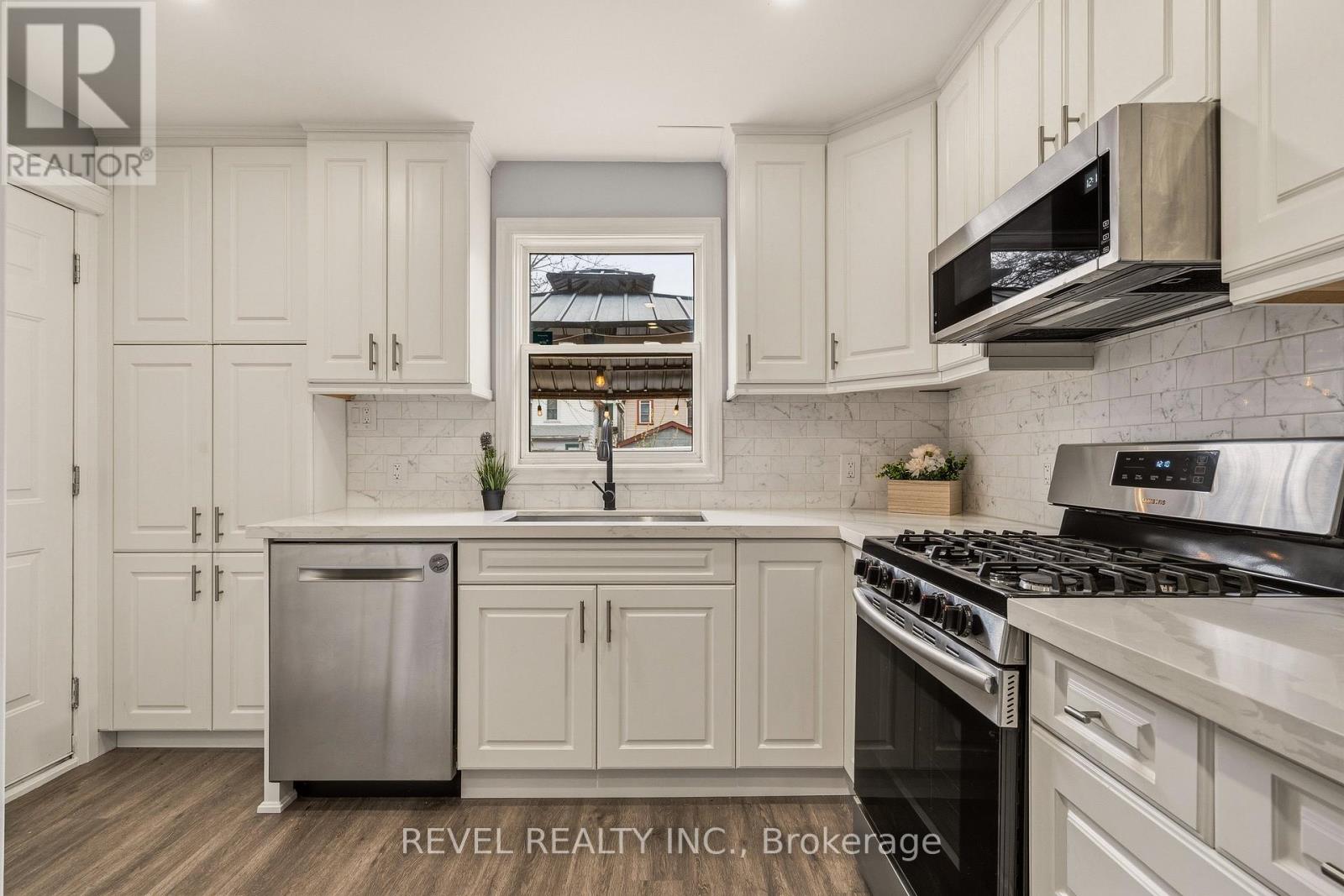 14 Mars Avenue, Hamilton, Ontario  L8L 3V8 - Photo 13 - X13087222