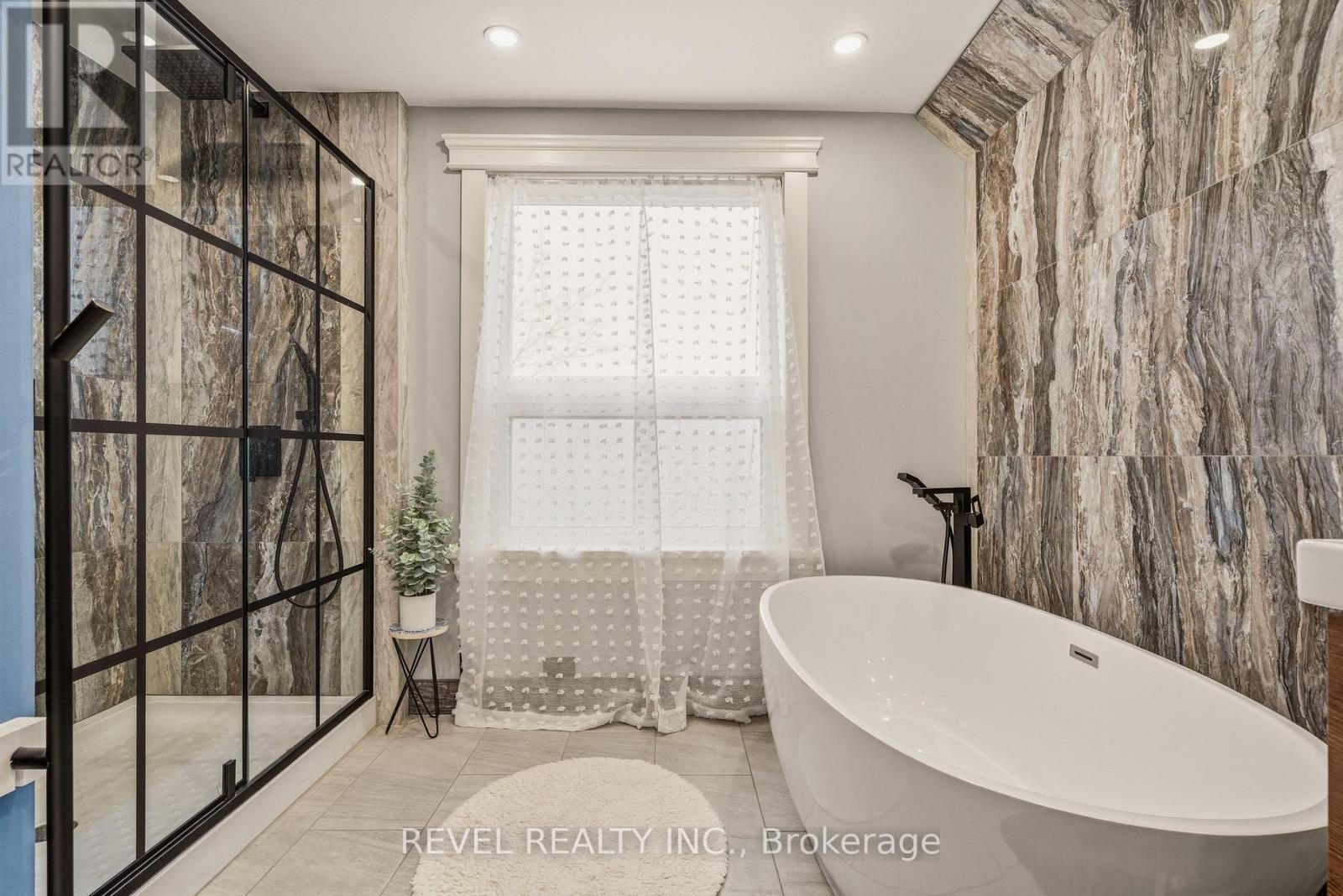 14 Mars Avenue, Hamilton, Ontario  L8L 3V8 - Photo 30 - X13087222
