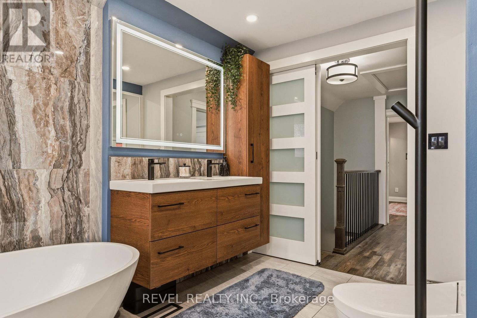 14 Mars Avenue, Hamilton, Ontario  L8L 3V8 - Photo 34 - X13087222