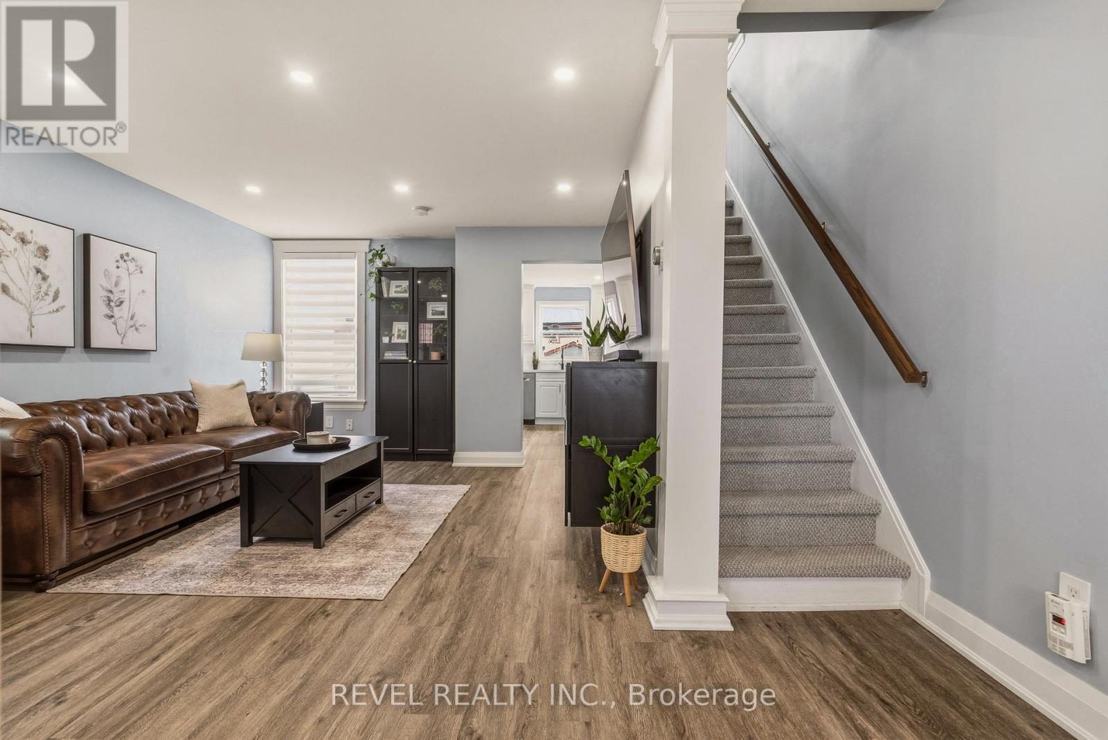 14 Mars Avenue, Hamilton, Ontario  L8L 3V8 - Photo 4 - X13087222