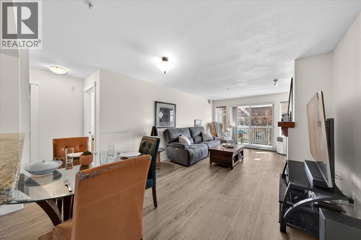 212 1428 Parkway Boulevard, Coquitlam, British Columbia  V3E 3L8 - Photo 8 - R3109361