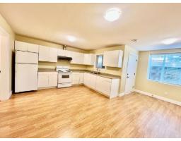 BASEMENT 111A AVE, Surrey, British Columbia