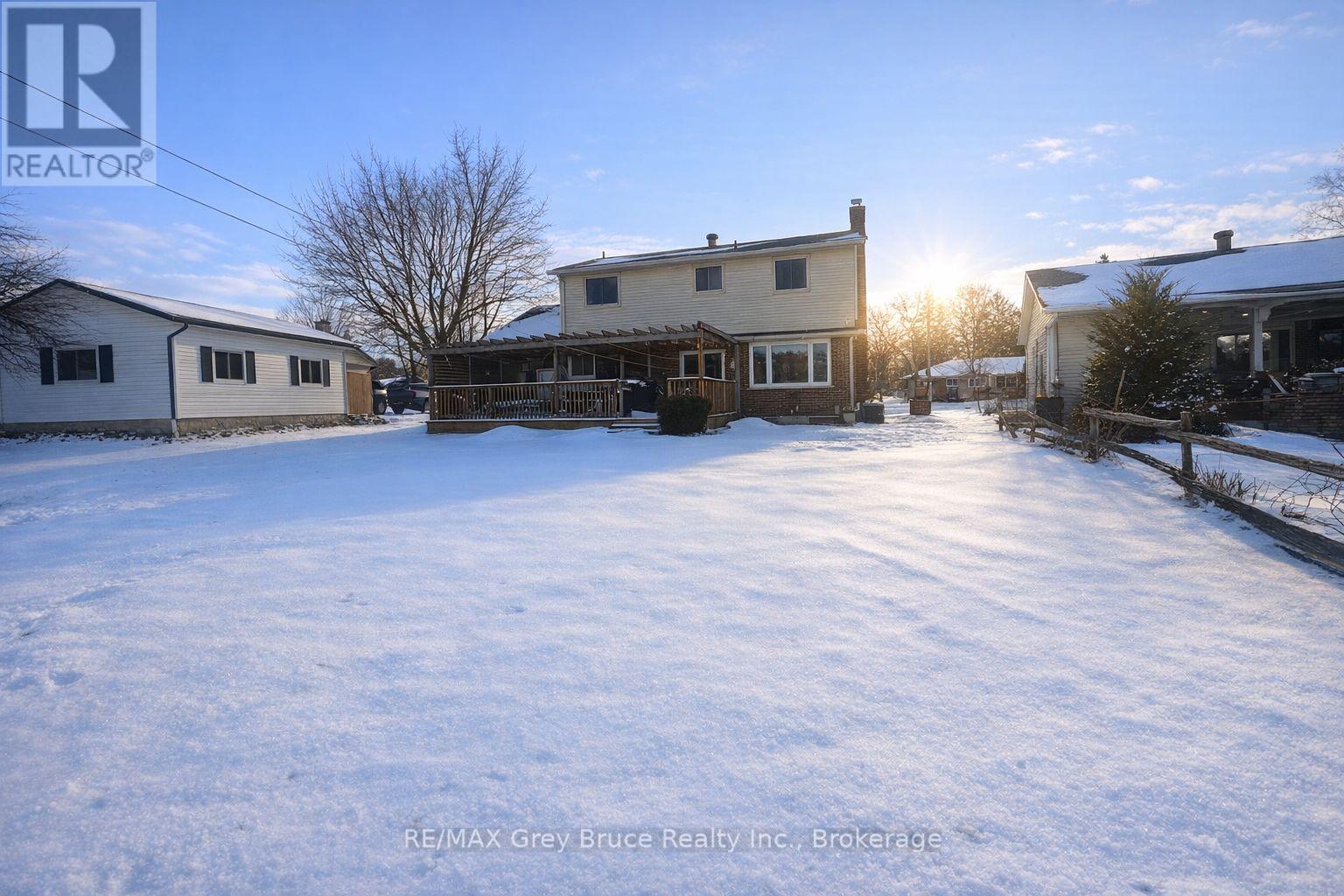 235 5th Avenue, Hanover, Ontario  N4N 2C3 - Photo 33 - X12885262