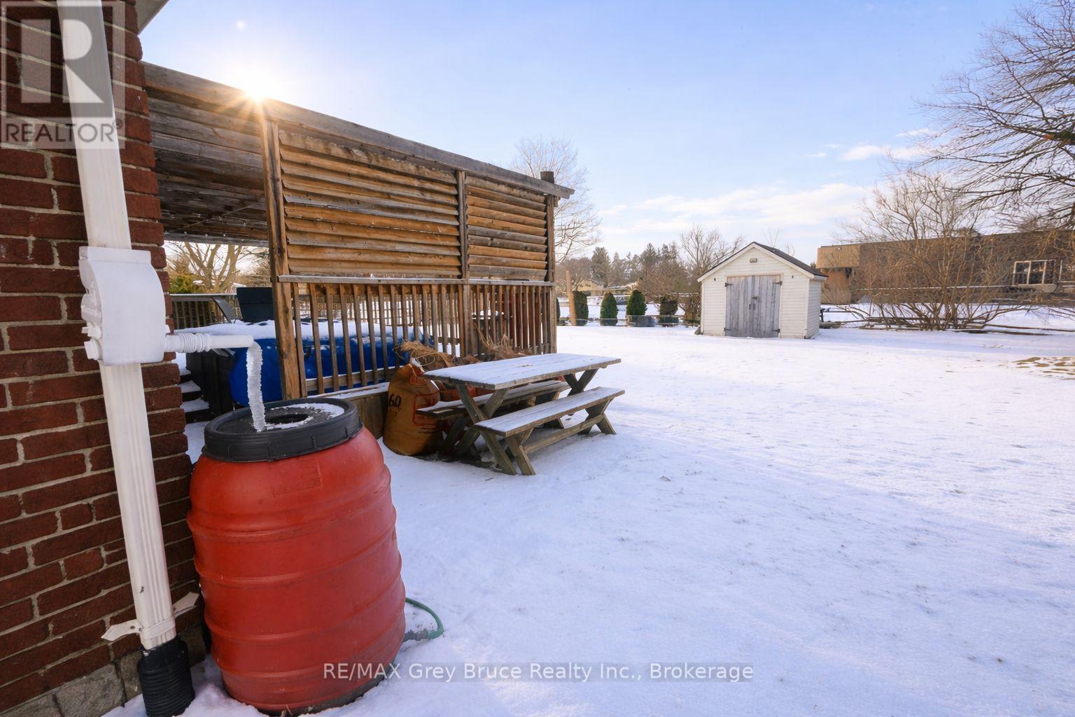 235 5th Avenue, Hanover, Ontario  N4N 2C3 - Photo 31 - X12885262
