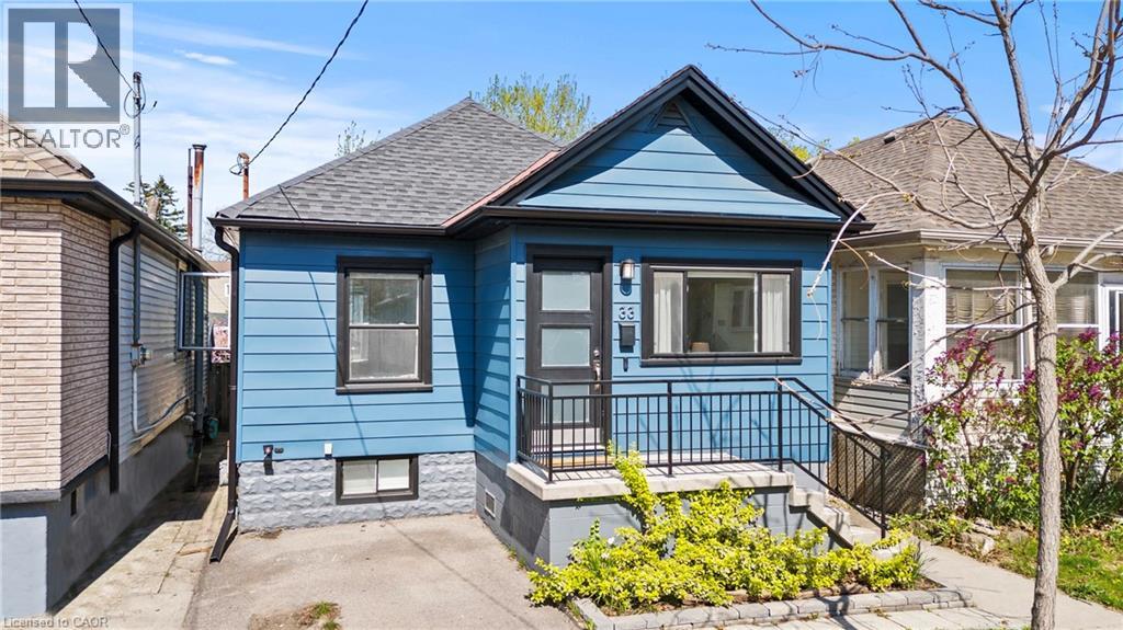 33 HUXLEY Avenue N, Hamilton, Ontario