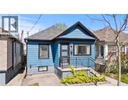 33 HUXLEY Avenue N, Hamilton, Ontario