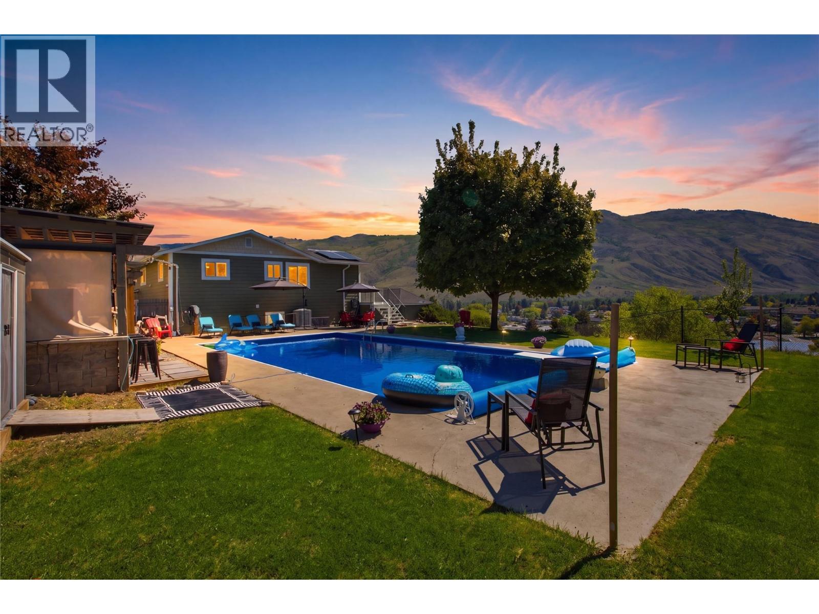 899 Ida Lane, Kamloops, British Columbia  V2B 6V2 - Photo 2 - 10382065