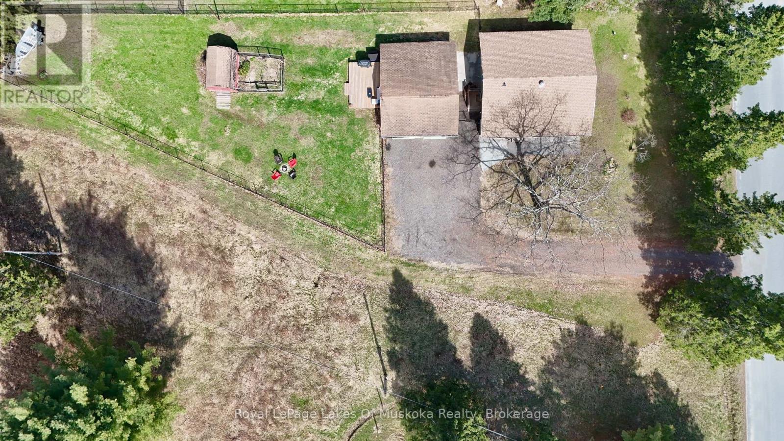 42 Riverside Drive, Huntsville (Brunel), Ontario  P1H 1R6 - Photo 33 - X13012948