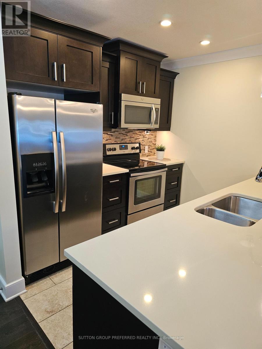 211 - 320 Sugarcreek Trail, London North, Ontario  N6H 2M6 - Photo 5 - X13078512