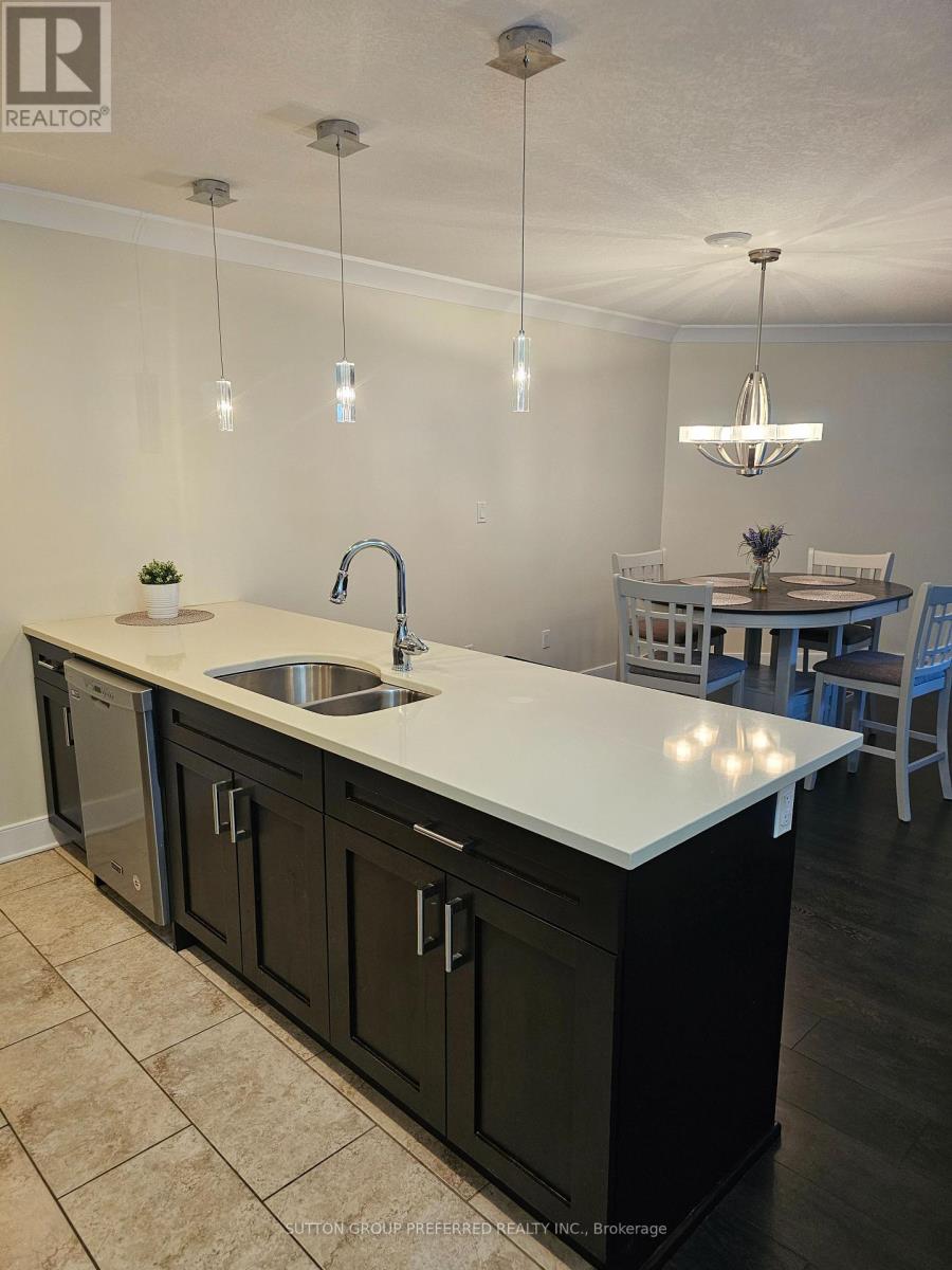 211 - 320 Sugarcreek Trail, London North, Ontario  N6H 2M6 - Photo 7 - X13078512