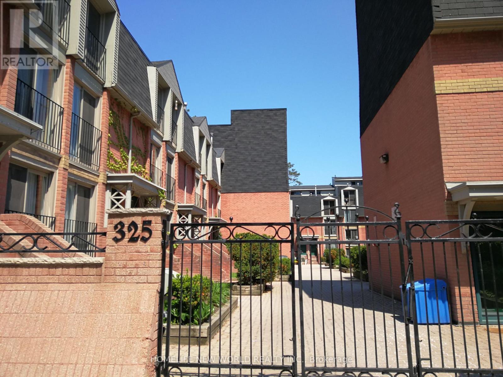 33 - 325 JARVIS STREET, Toronto, Ontario