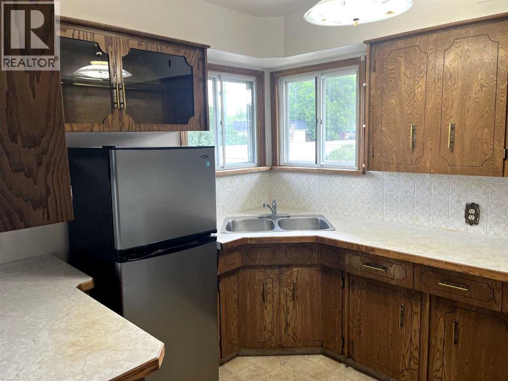 845 Stafford Drive N, Lethbridge, Alberta  T1H 2B7 - Photo 7 - A2308310