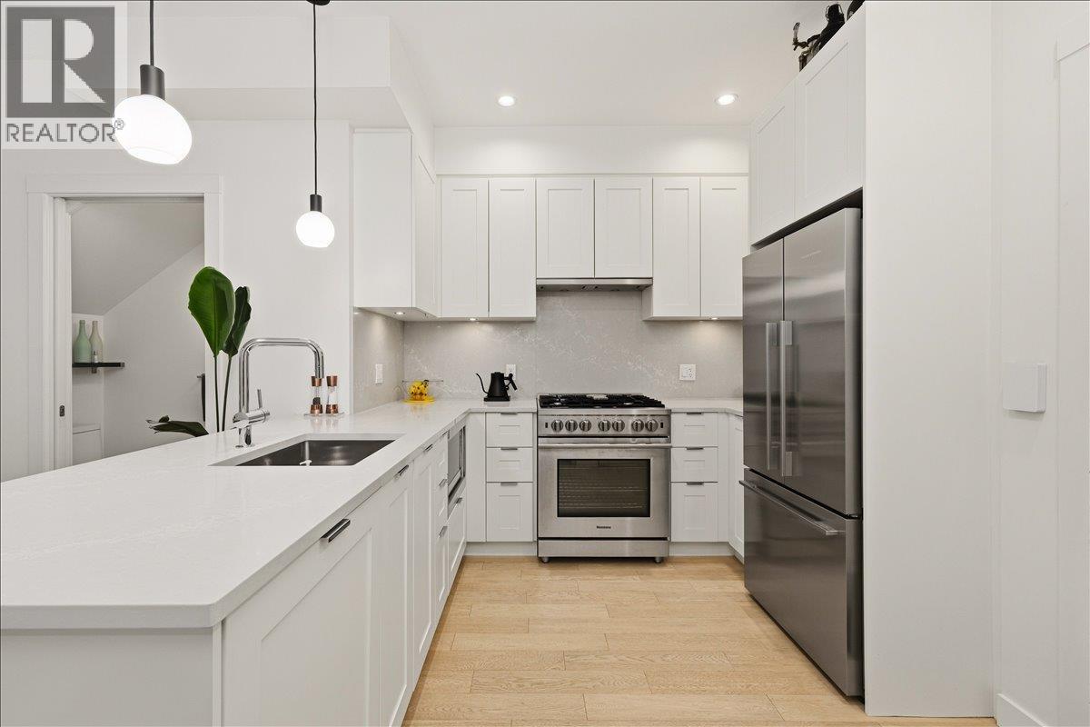 1047 Victoria Drive, Vancouver, British Columbia  V5L 2K9 - Photo 9 - R3119842